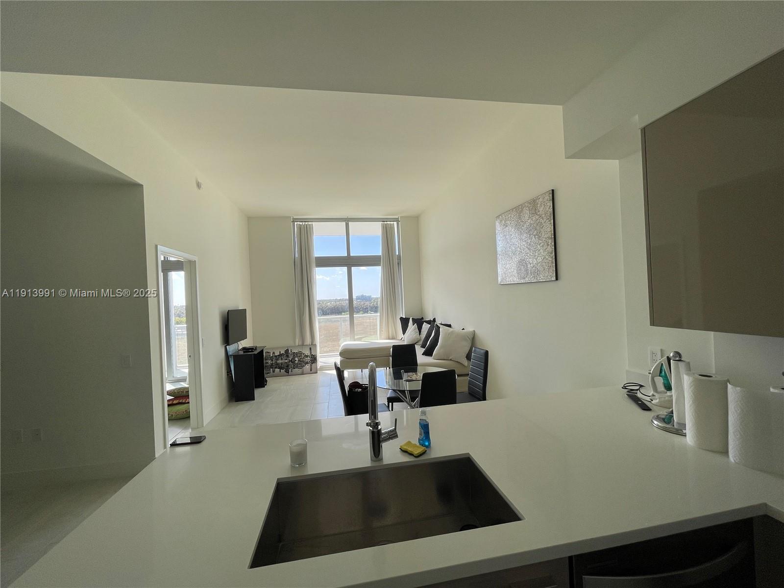 METROPICA - Residential Lease