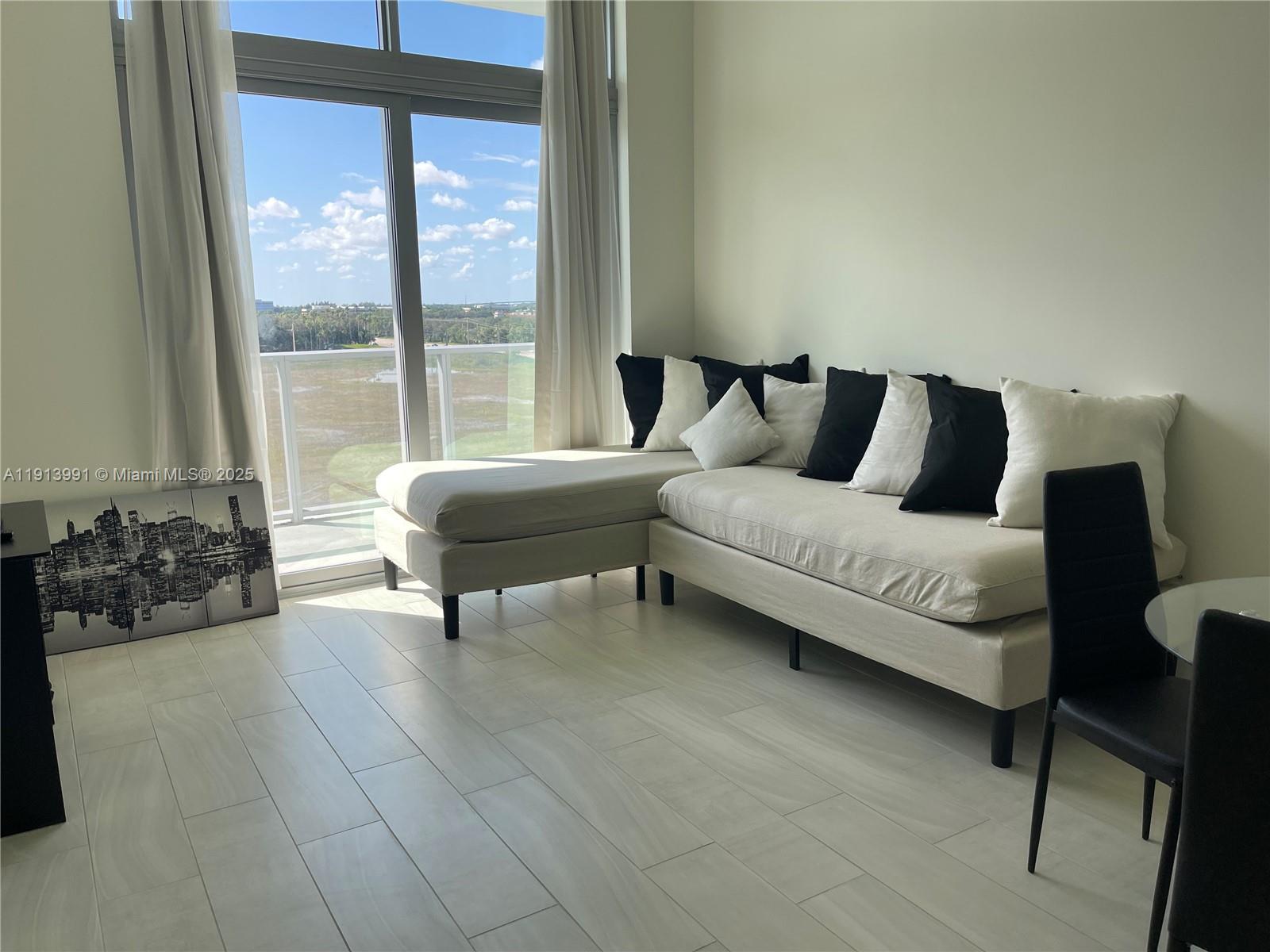 METROPICA - Residential Lease