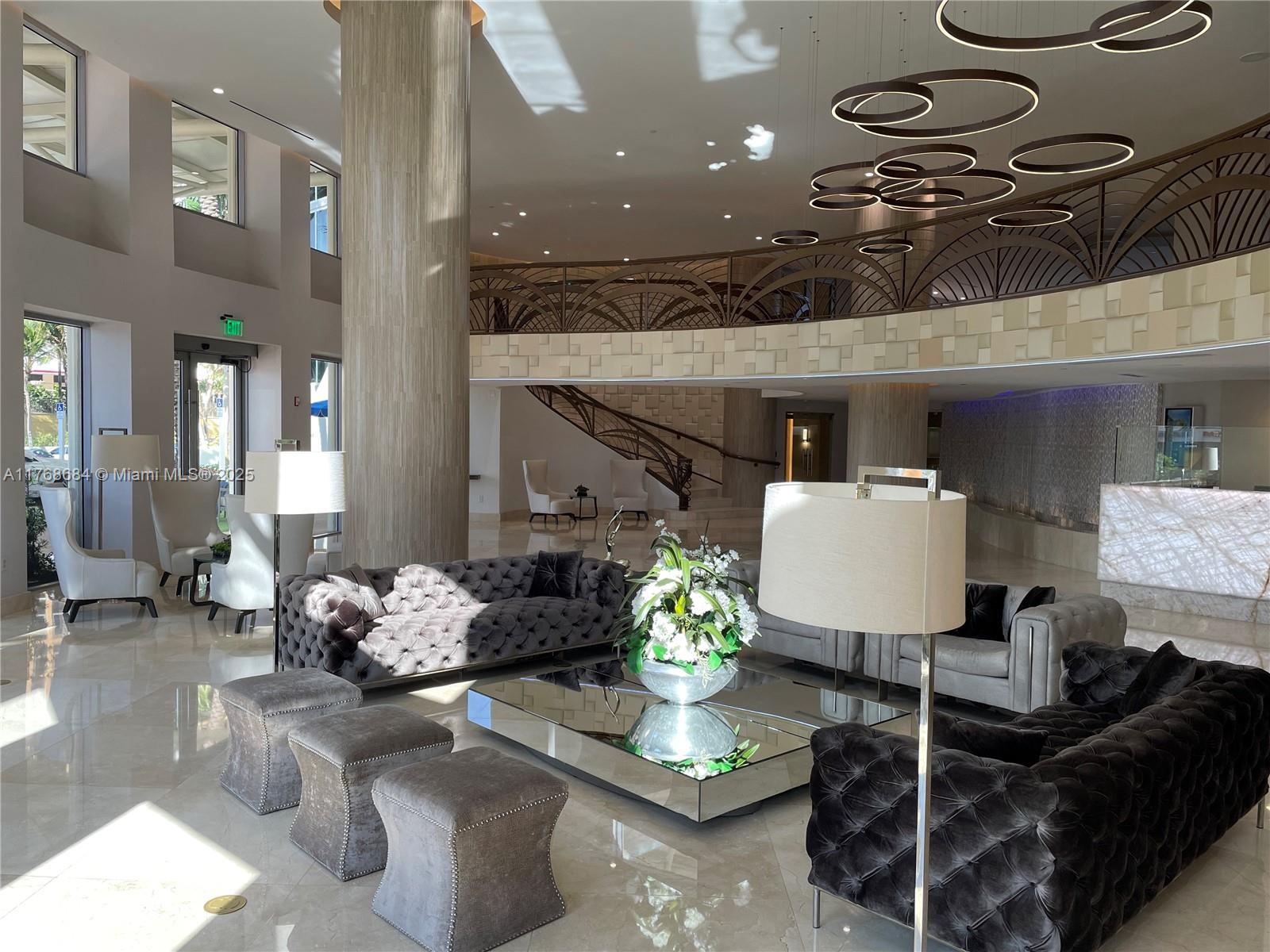 THE PINNACLE CONDO - Residential Lease