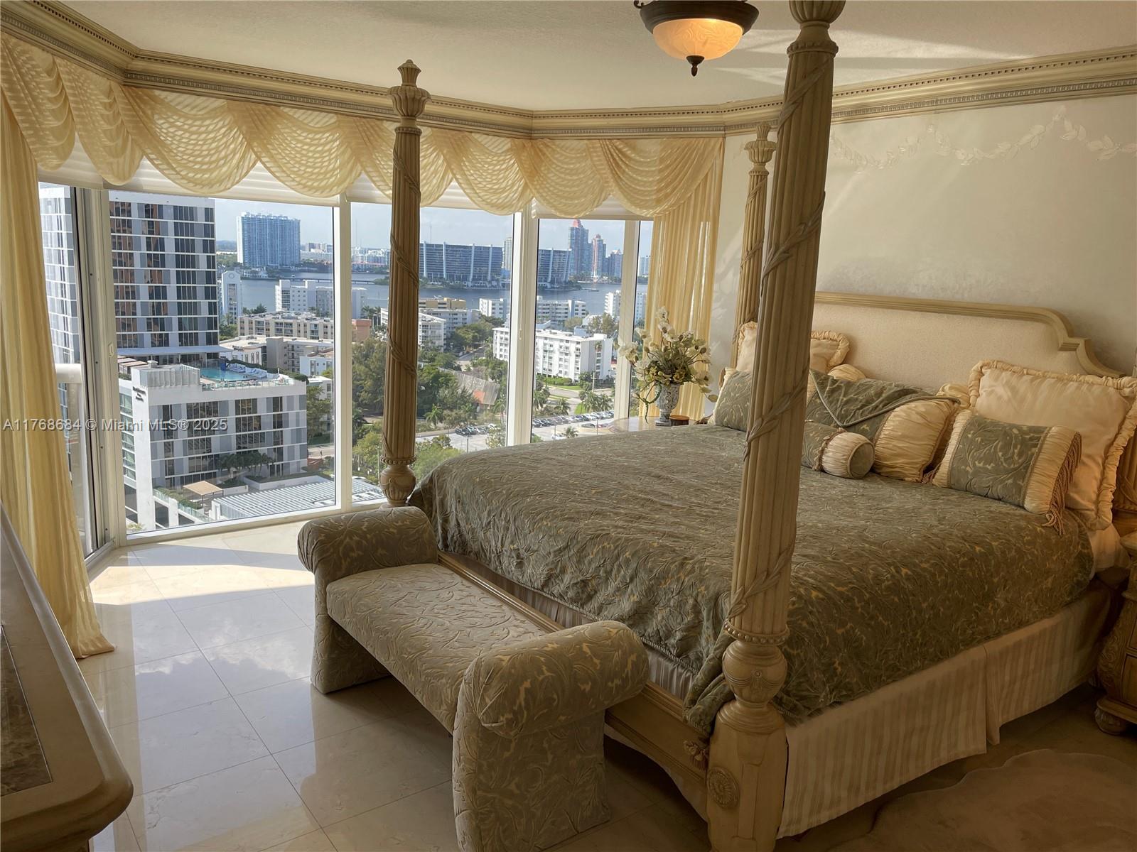 THE PINNACLE CONDO - Residential Lease