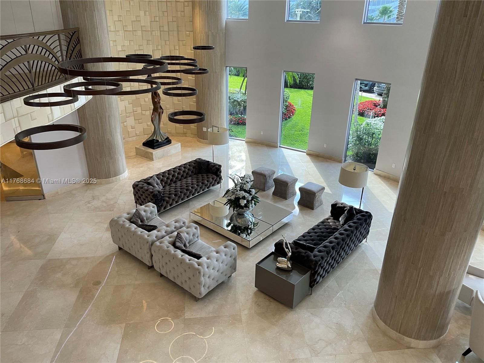 THE PINNACLE CONDO - Residential Lease