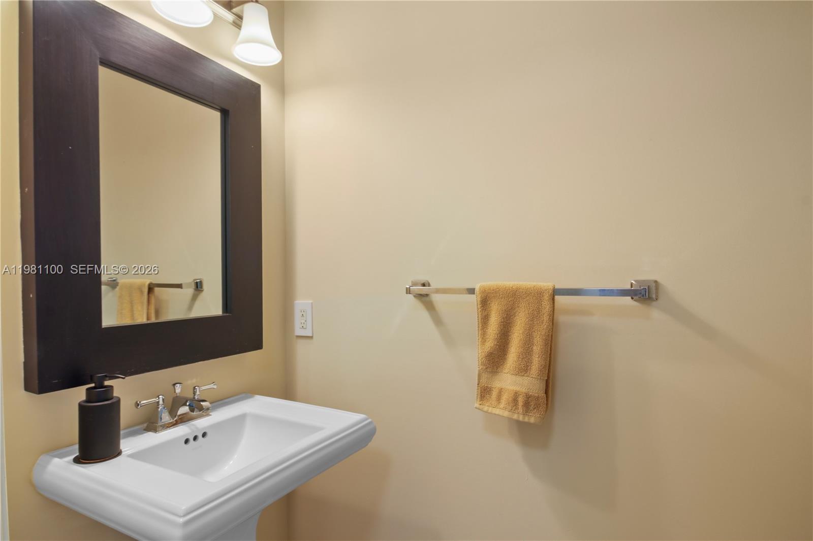 ANDALUSIA CONDO RESIDENCE - Residential Lease