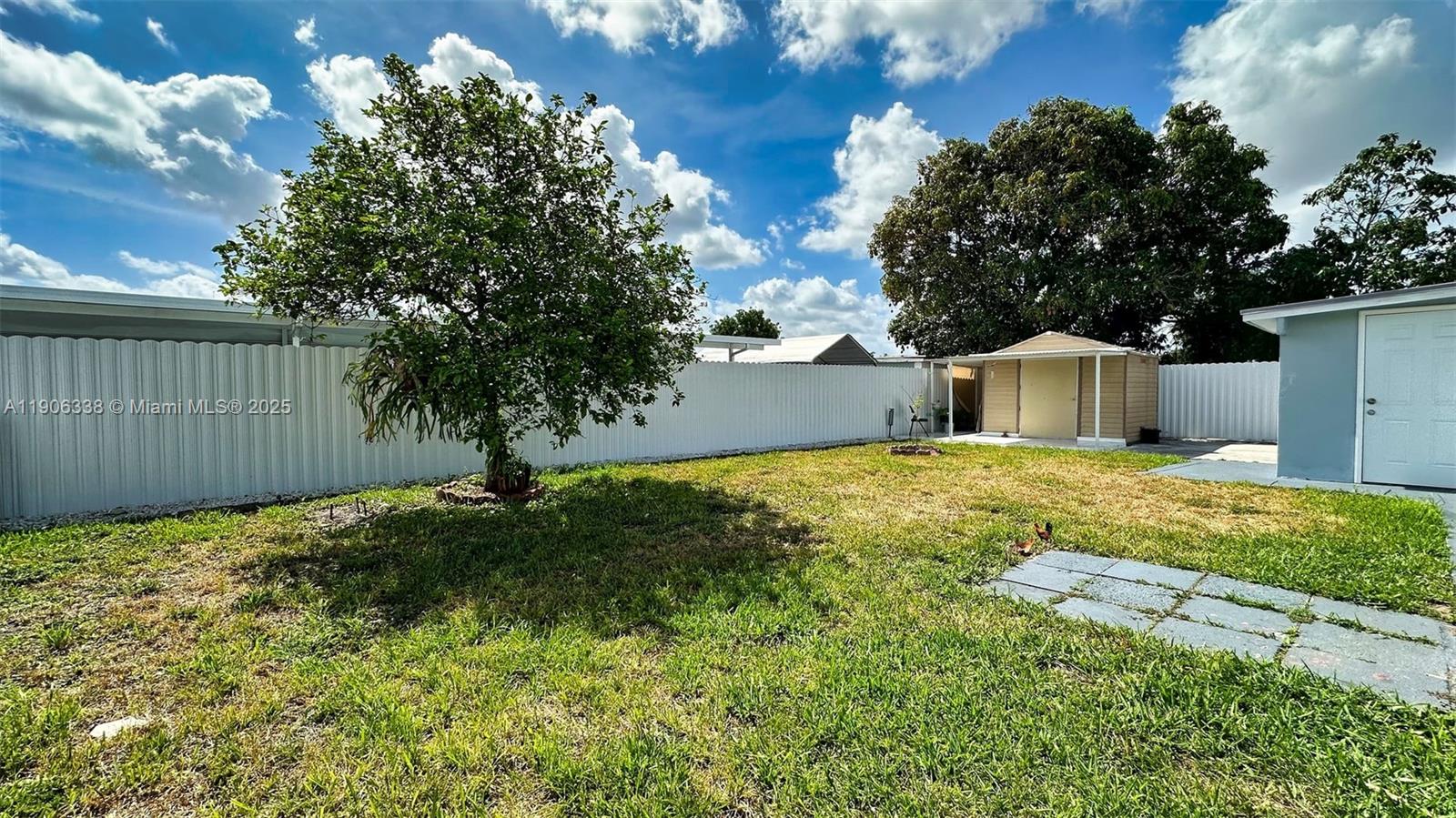 CAROL CITY GARDENS 2ND AD - Residential