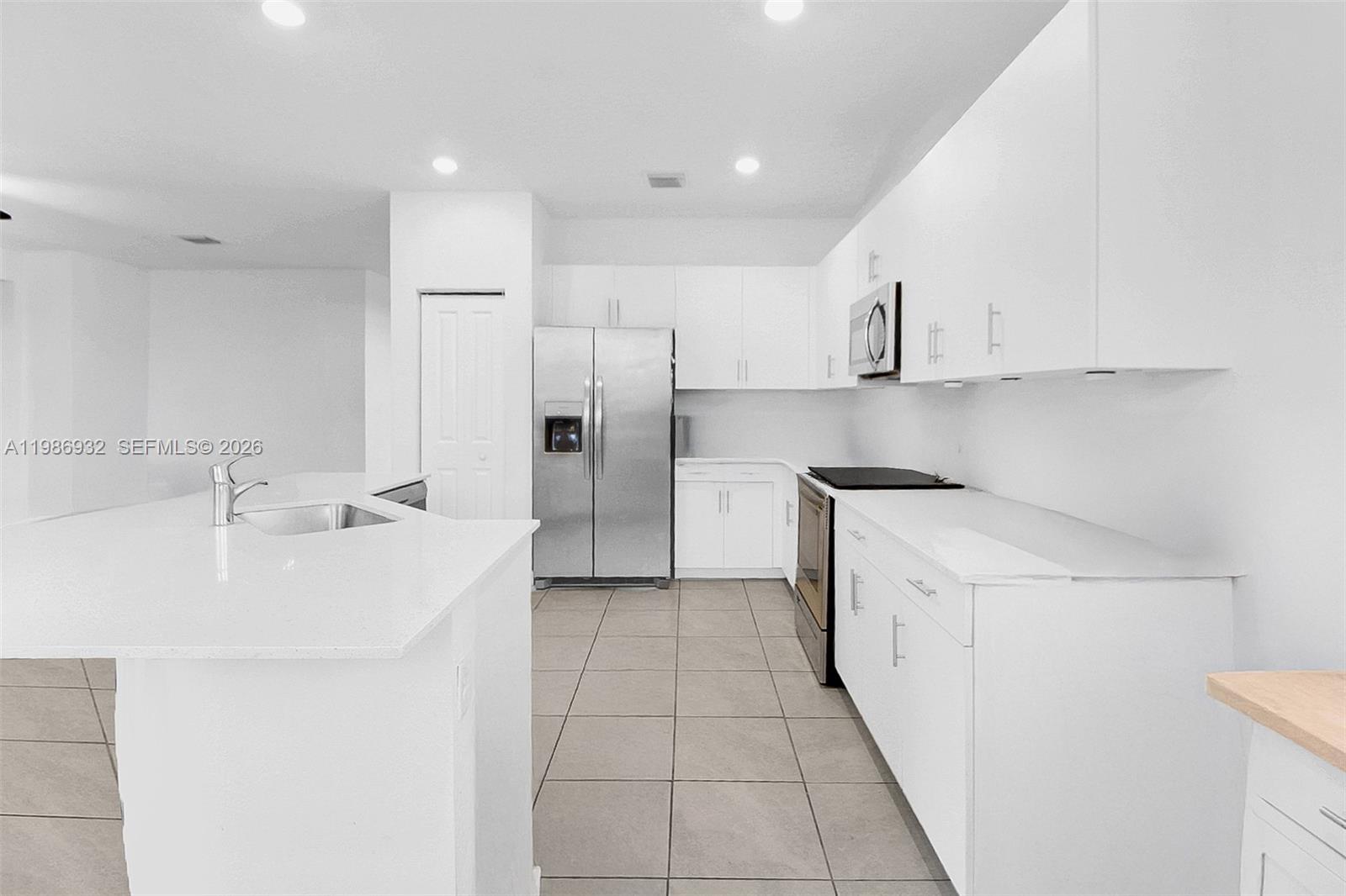 KENDALL ASSEMBLAGE NORTH - Residential