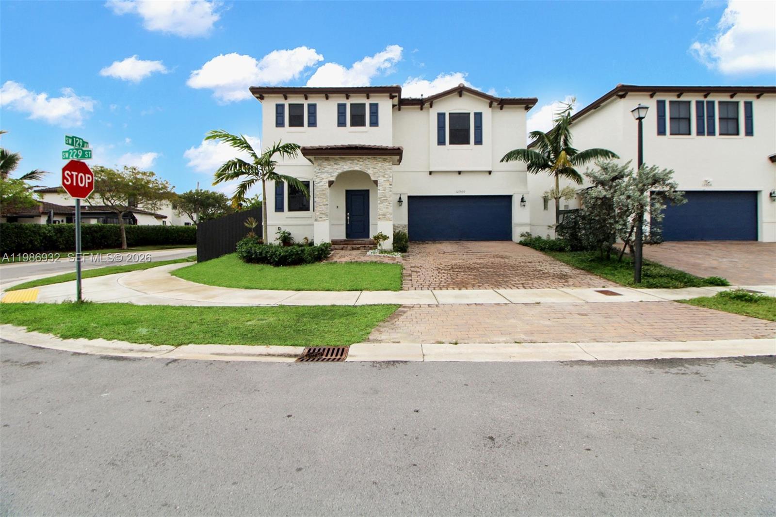 KENDALL ASSEMBLAGE NORTH - Residential