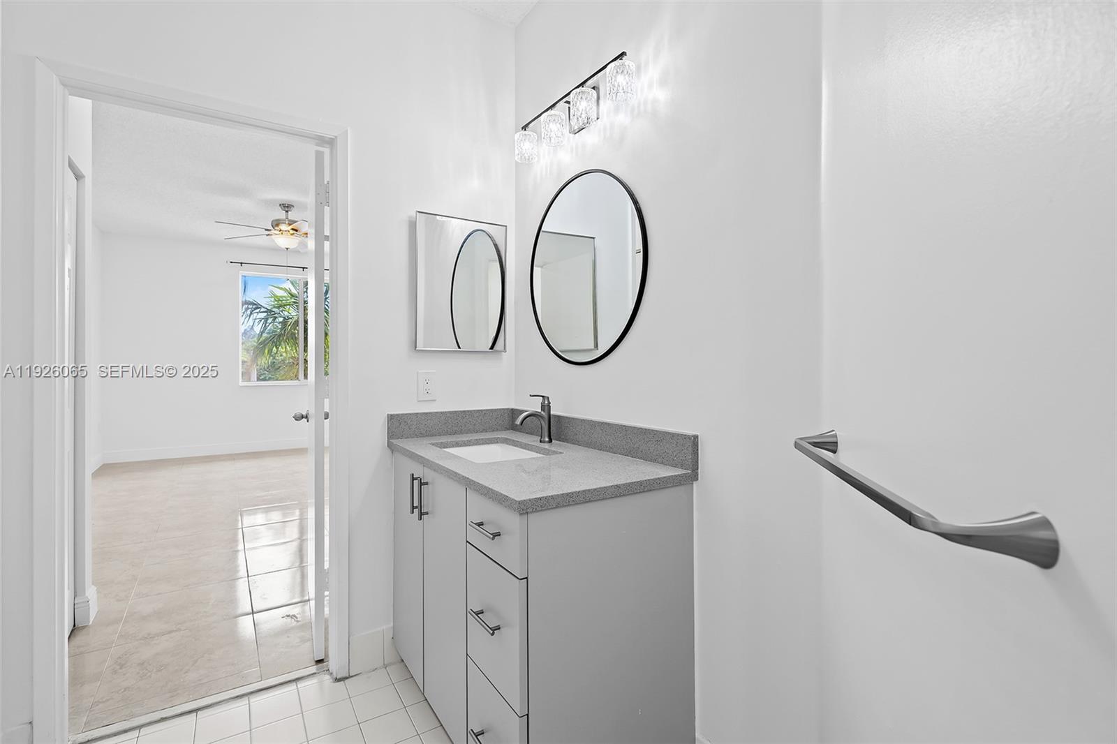 COURTYARDS AT DAVIE CONDO - Residential