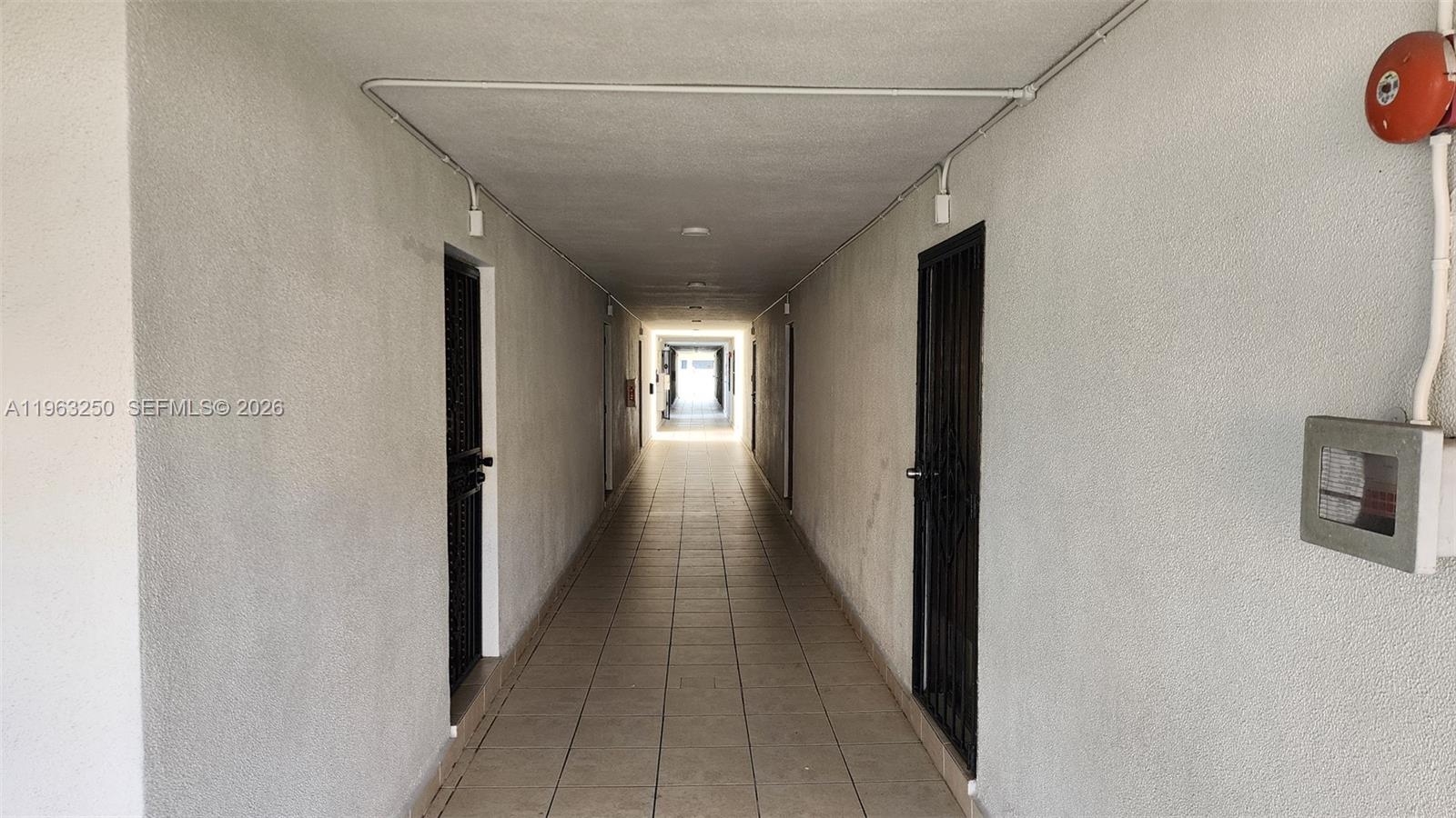 LUXURY CORAL LIVING CONDO - Residential