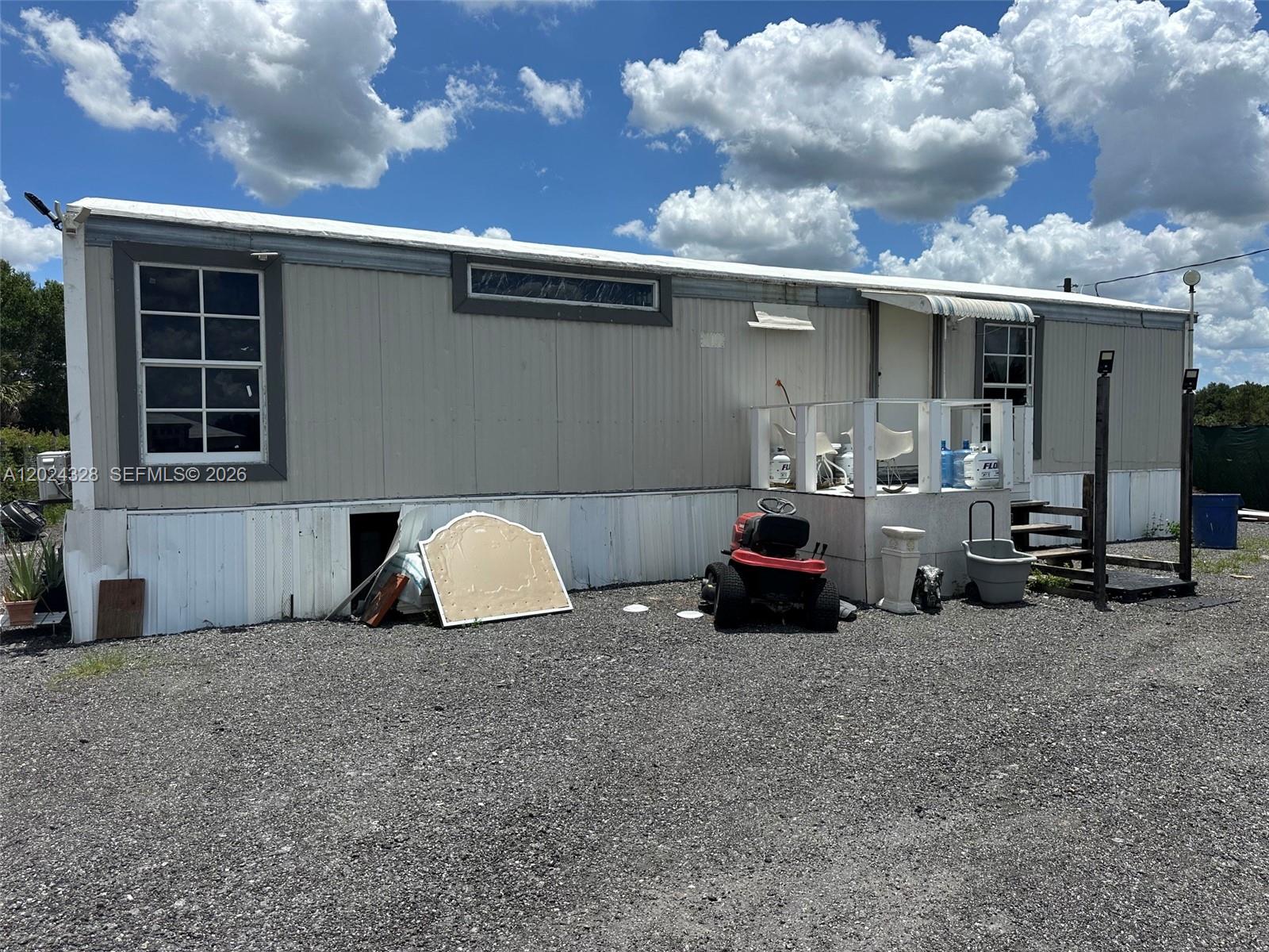 MONTURA RANCH - Residential