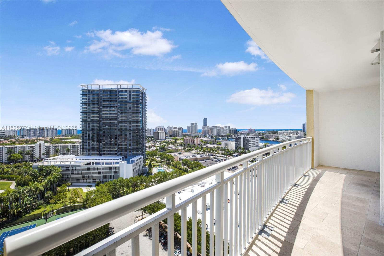 DUO CONDOMINIUM EAST - Residential