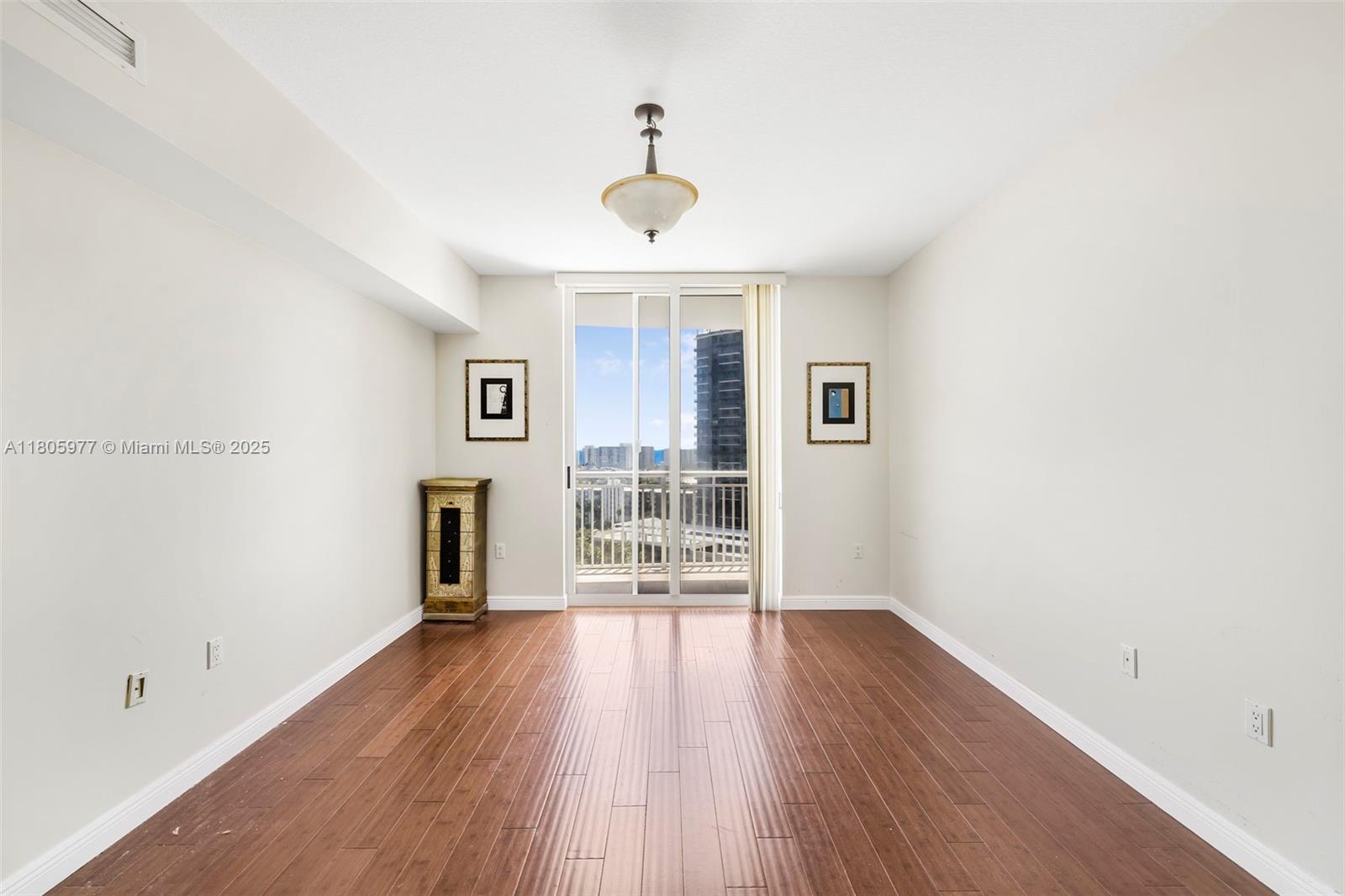 DUO CONDOMINIUM EAST - Residential