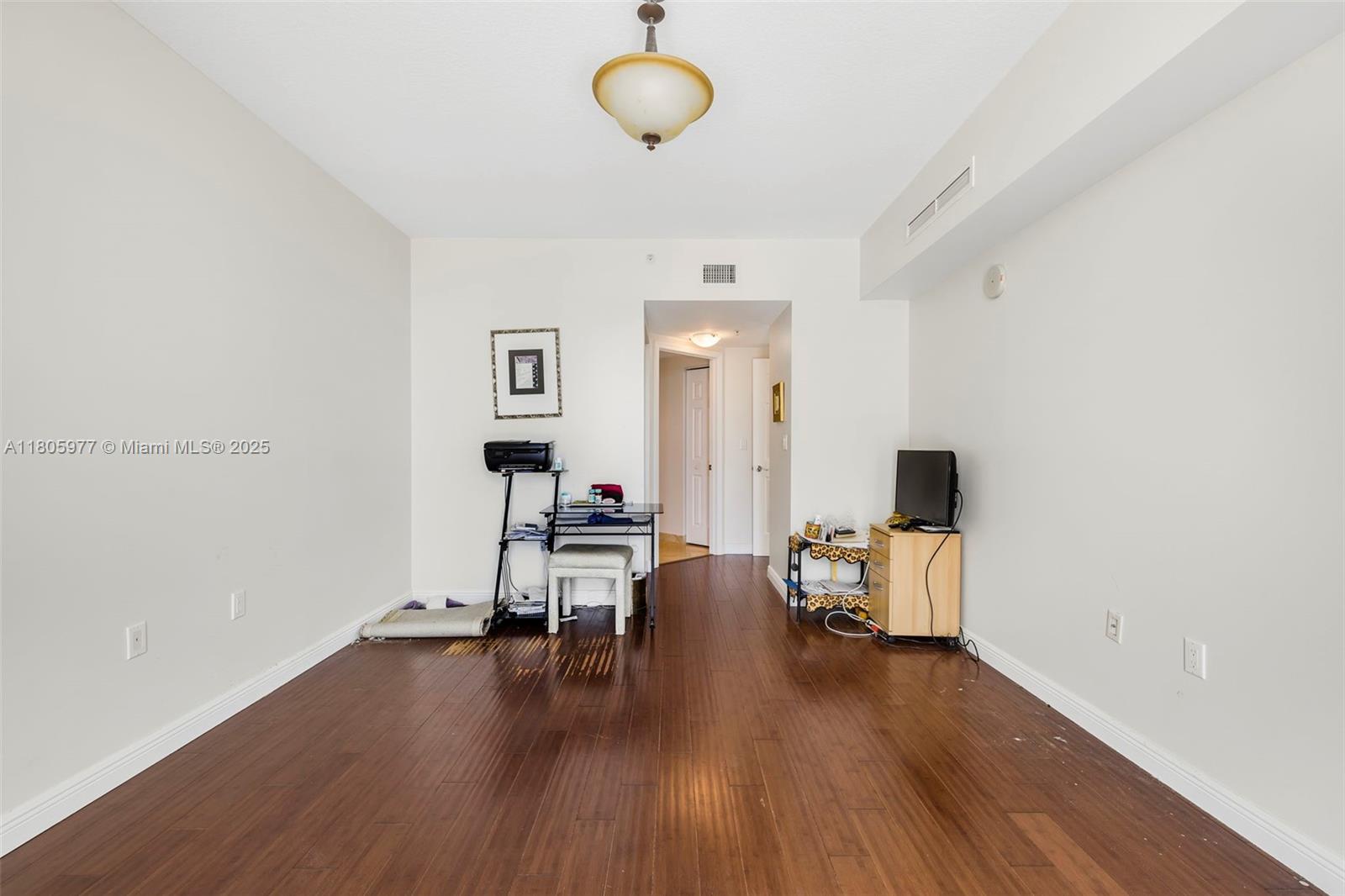 DUO CONDOMINIUM EAST - Residential