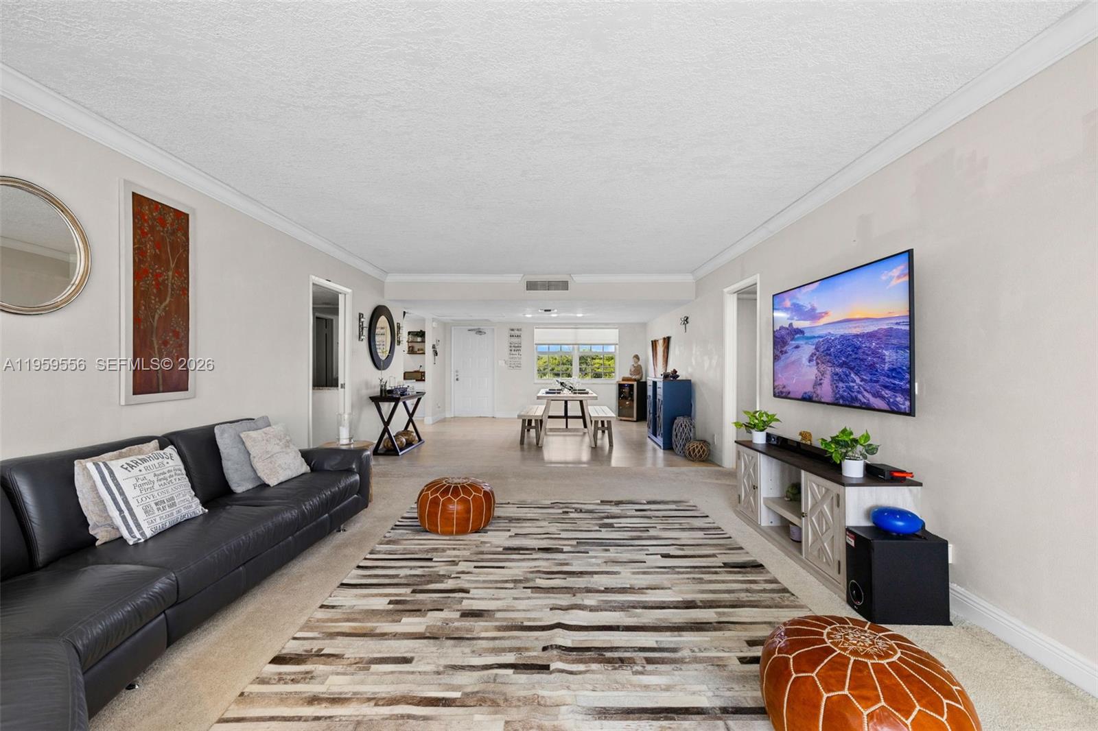 3850 Oaks Clubhouse Dr 504