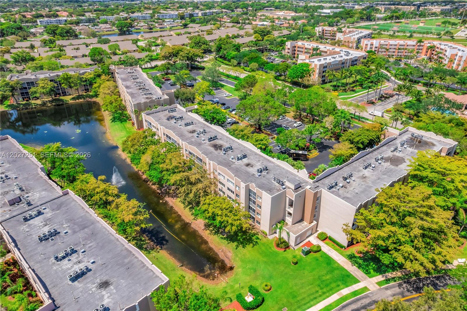 WELDON CONDOMINIUM G - Residential