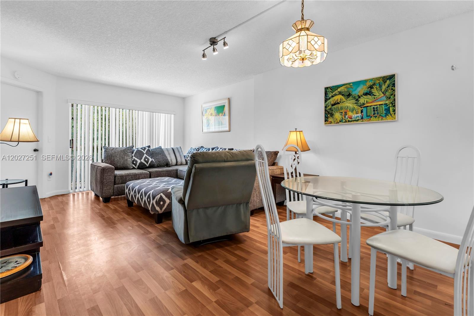 WELDON CONDOMINIUM G - Residential