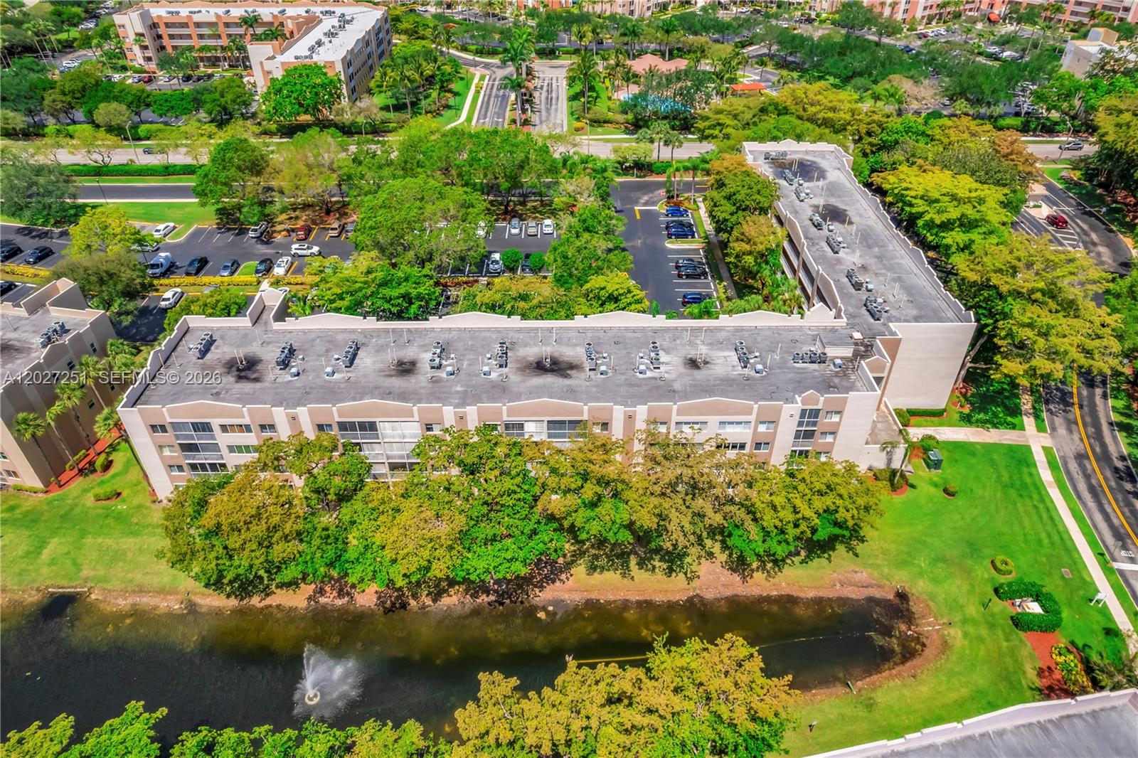 WELDON CONDOMINIUM G - Residential