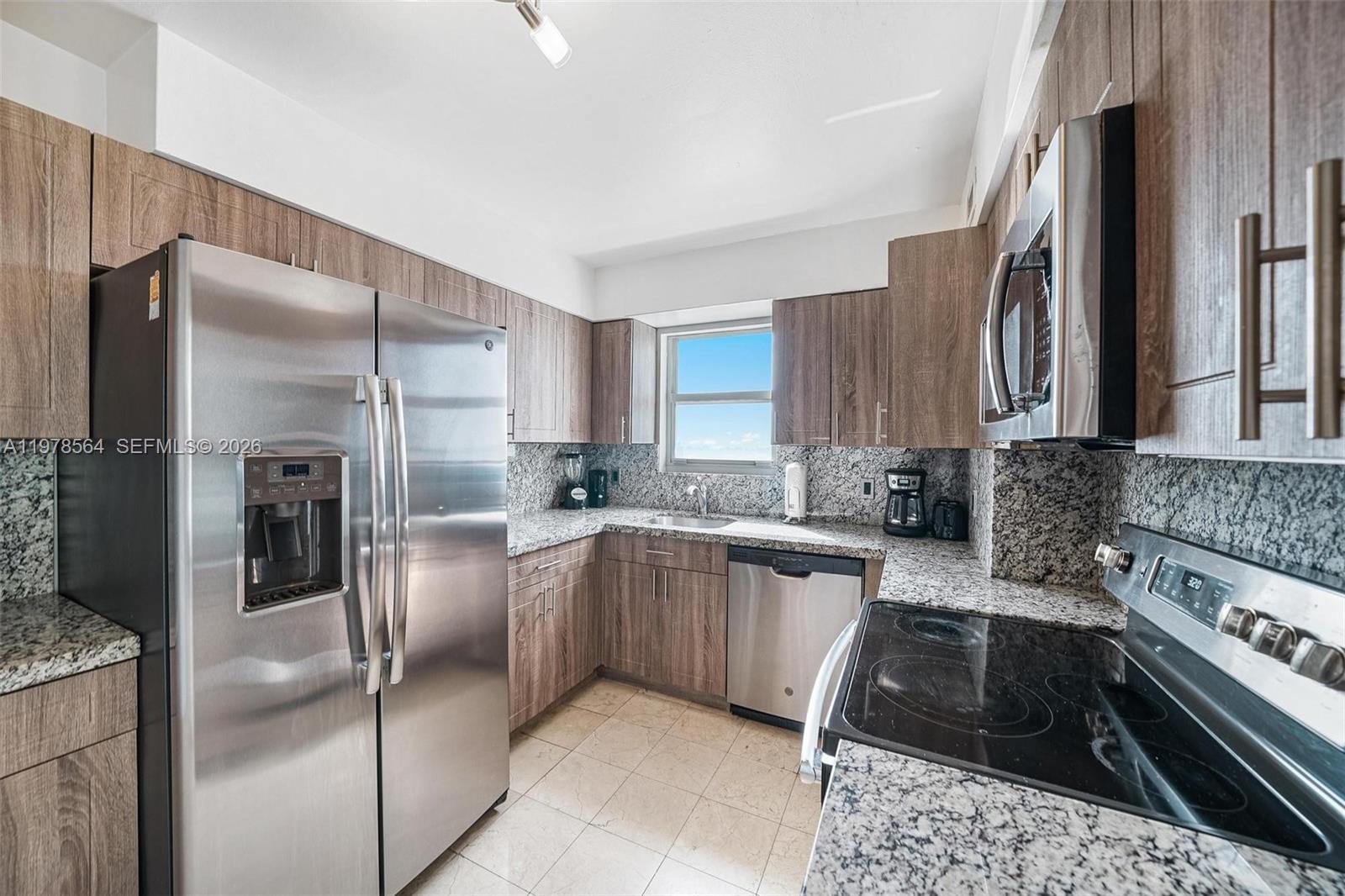 AMD PL OF FIRST OCEAN FRO - Residential Lease