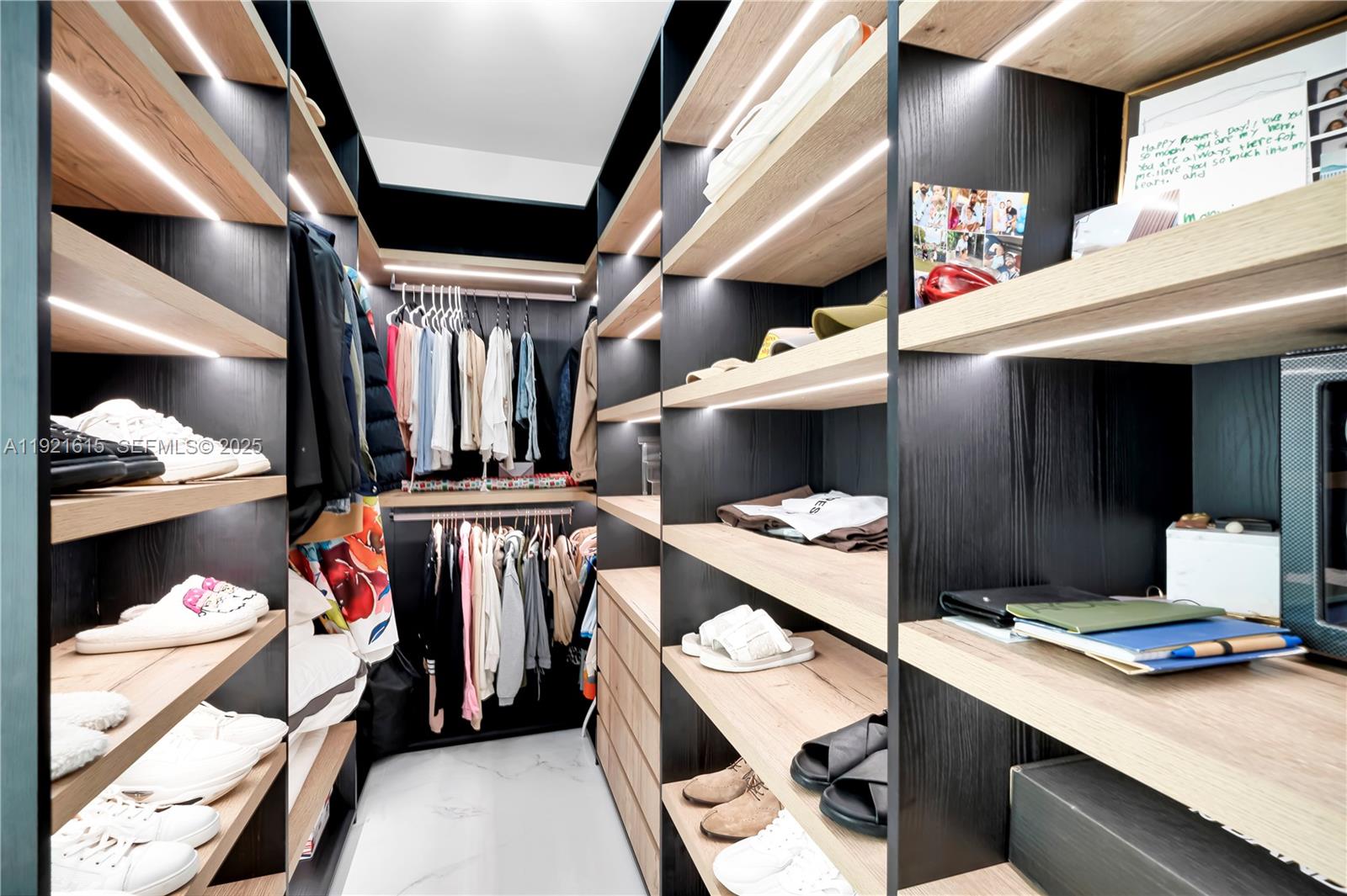 BRICKELL HAMMOCK UN 1 - Residential