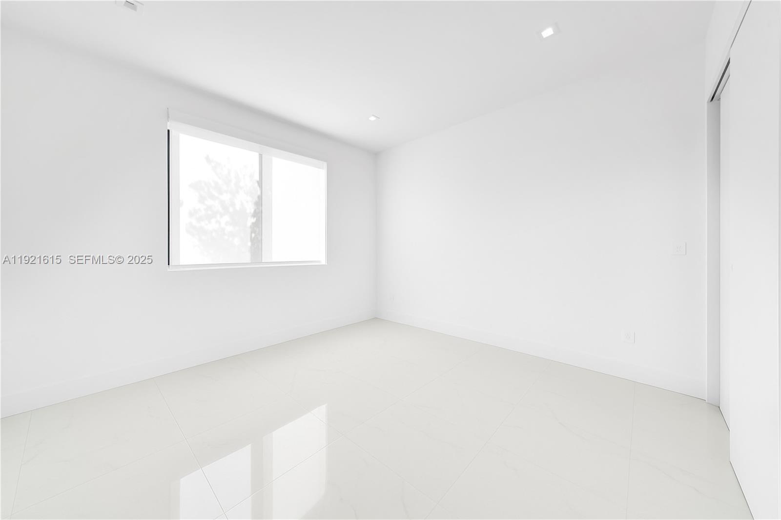 BRICKELL HAMMOCK UN 1 - Residential