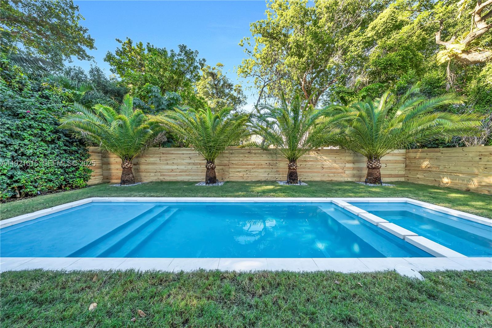 BRICKELL HAMMOCK UN 1 - Residential