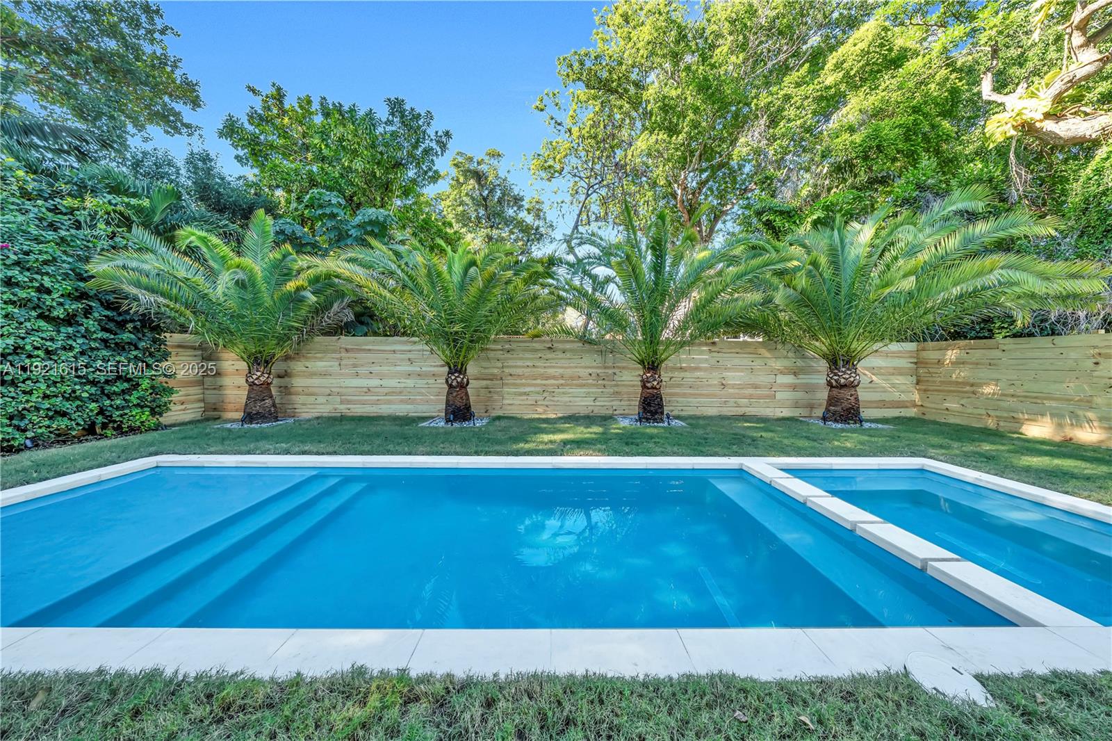 BRICKELL HAMMOCK UN 1 - Residential