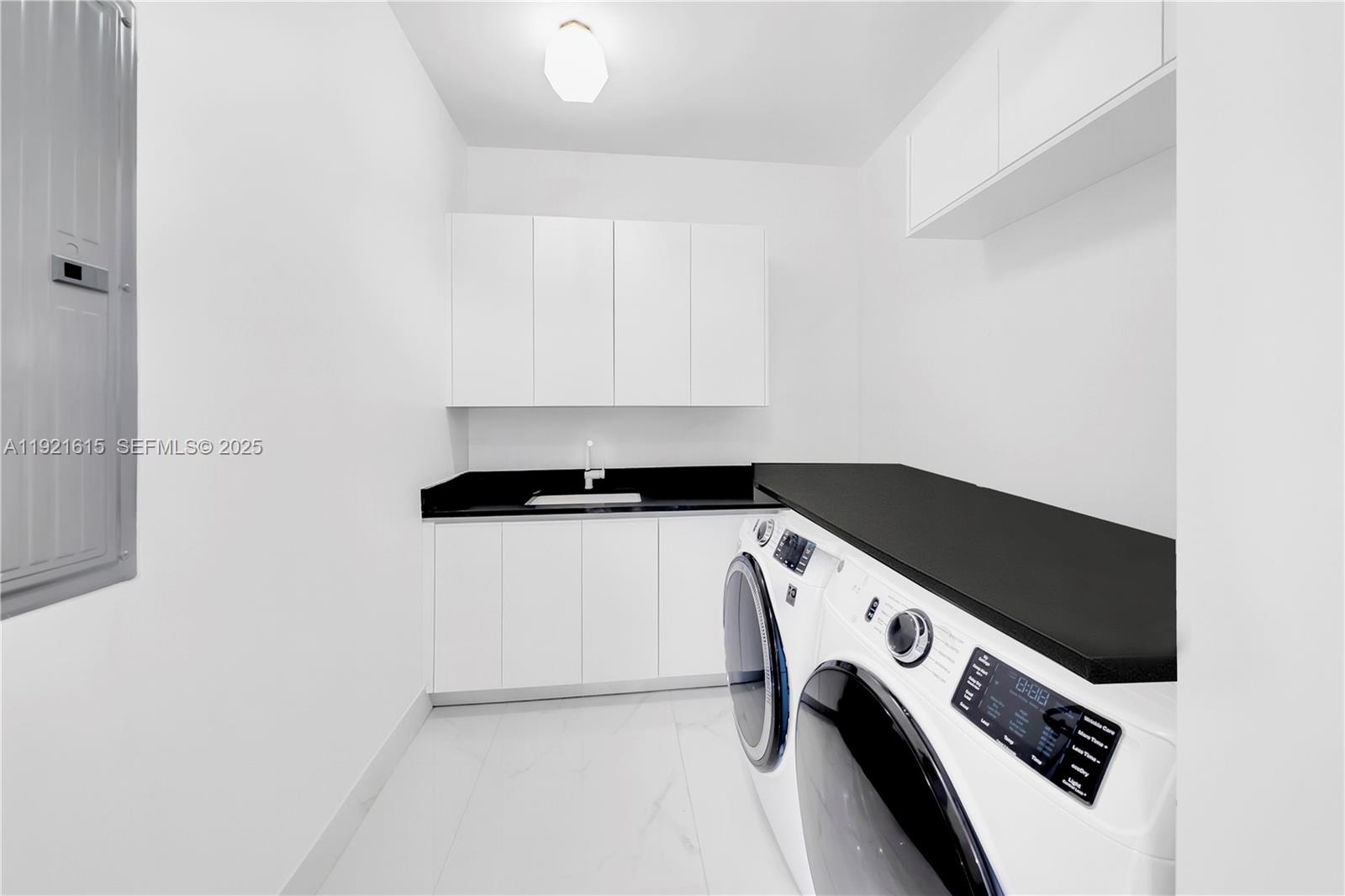 BRICKELL HAMMOCK UN 1 - Residential