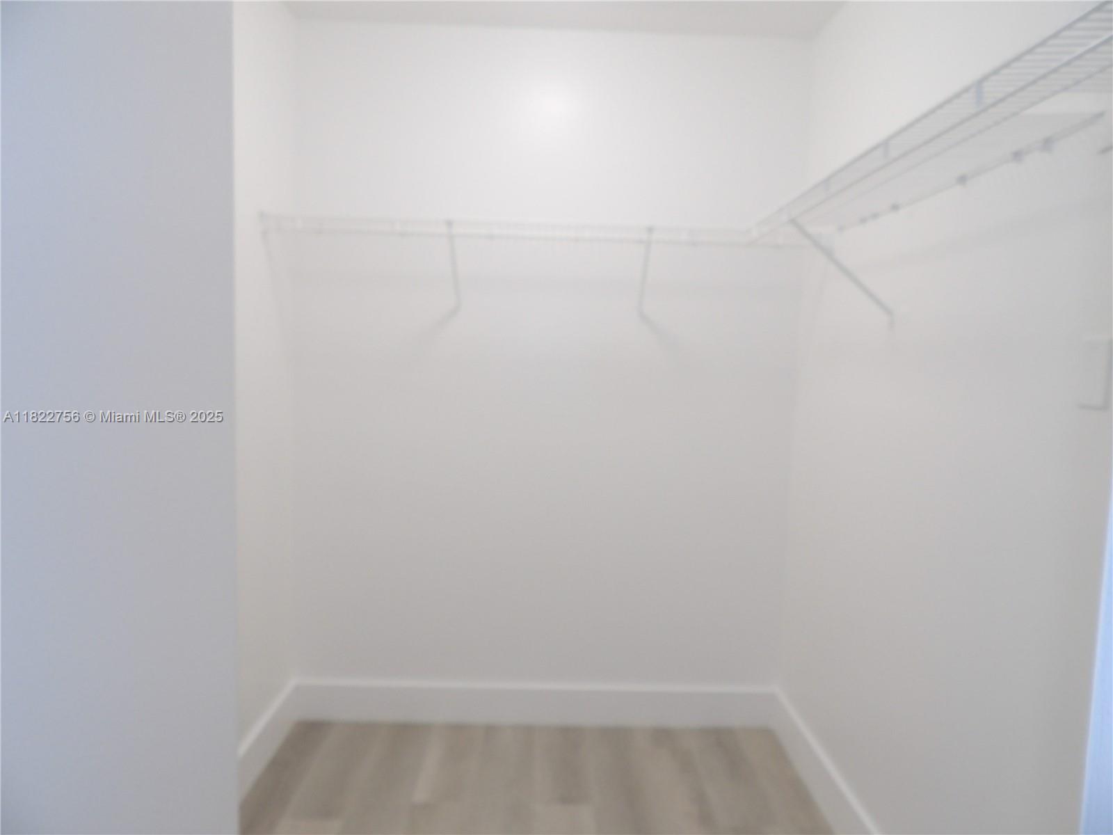 PELICANS POINT A T MILLER - Residential Lease