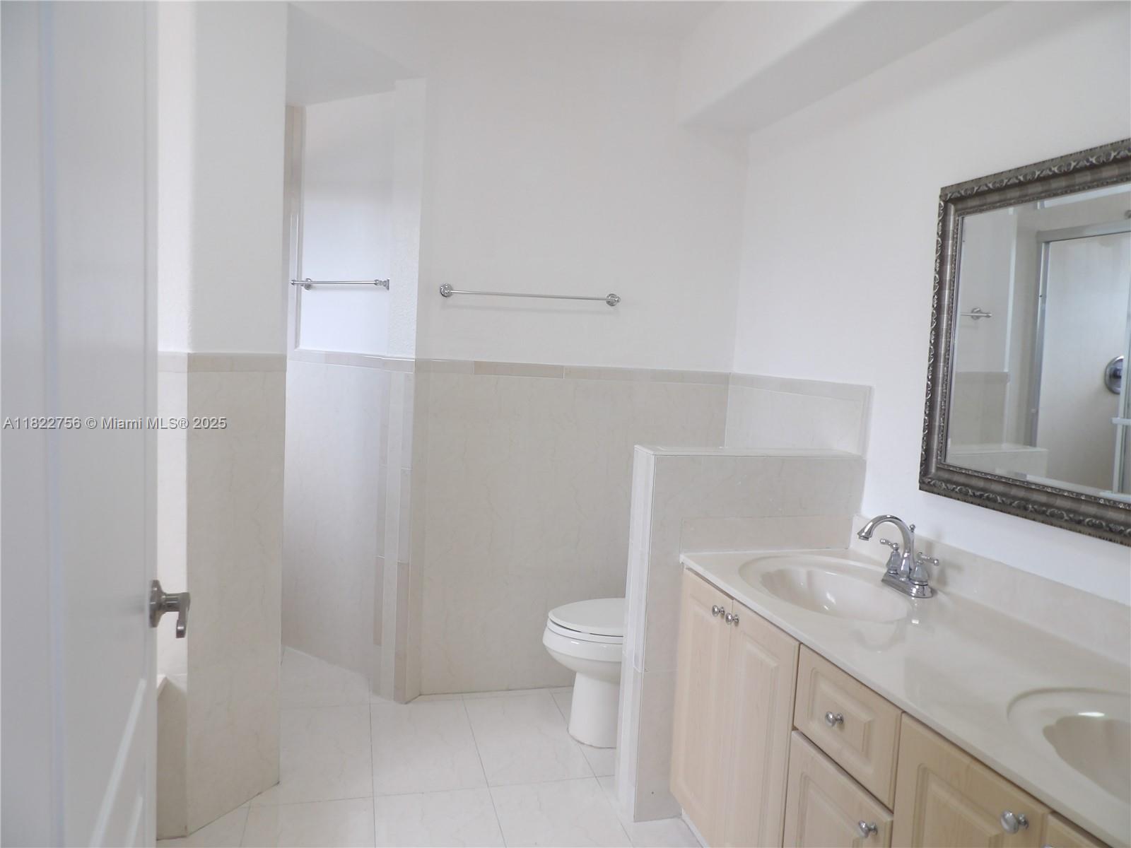 PELICANS POINT A T MILLER - Residential Lease