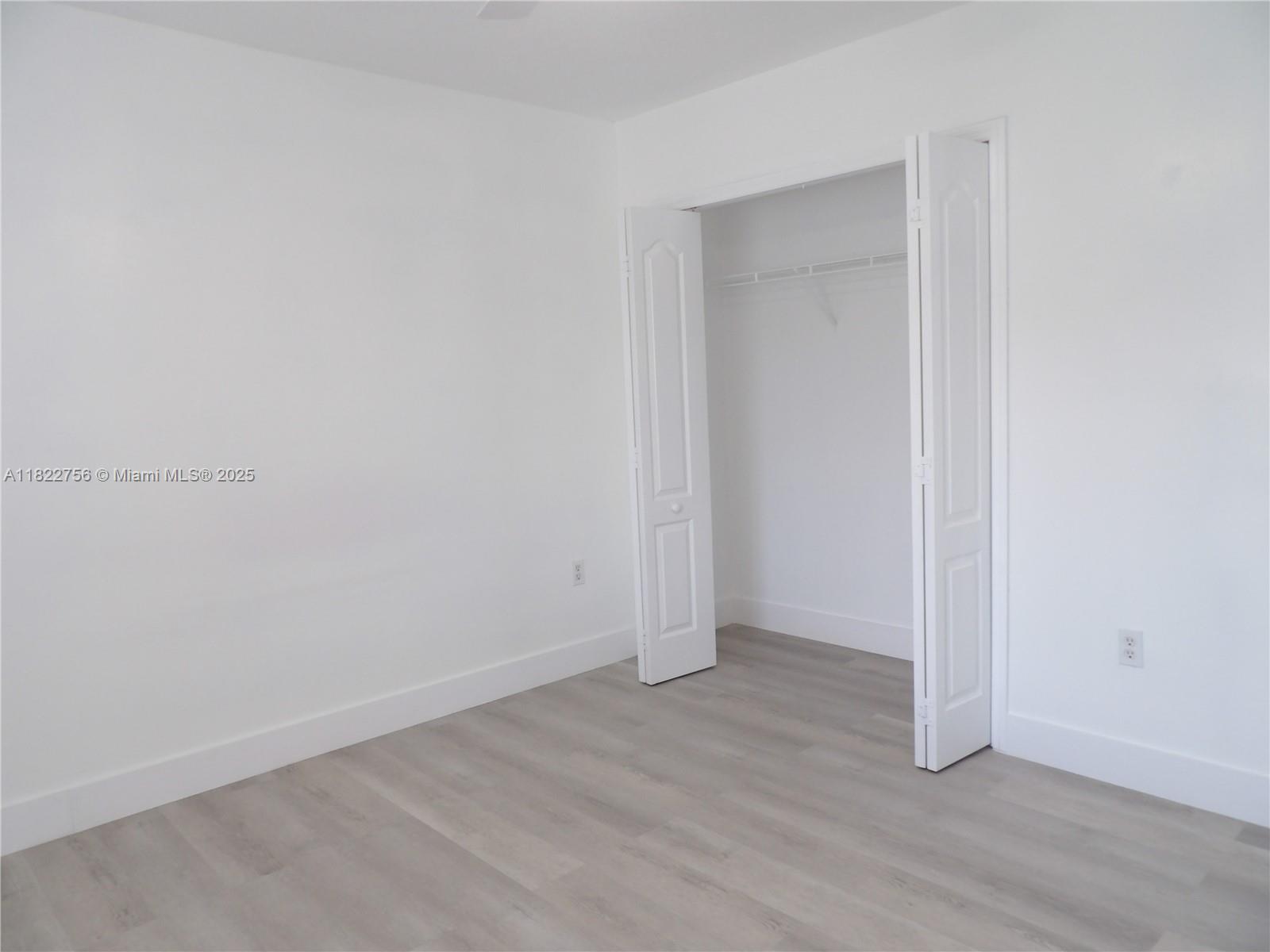 PELICANS POINT A T MILLER - Residential Lease