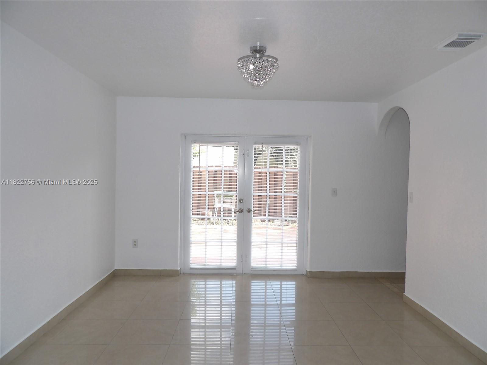 PELICANS POINT A T MILLER - Residential Lease