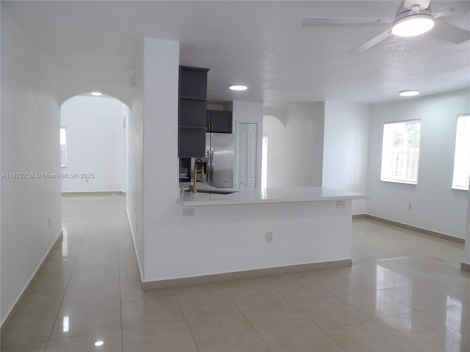 PELICANS POINT A T MILLER - Residential Lease