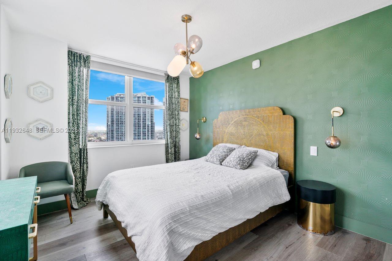 BRICKELL ON THE RIVER N T - Residential Lease