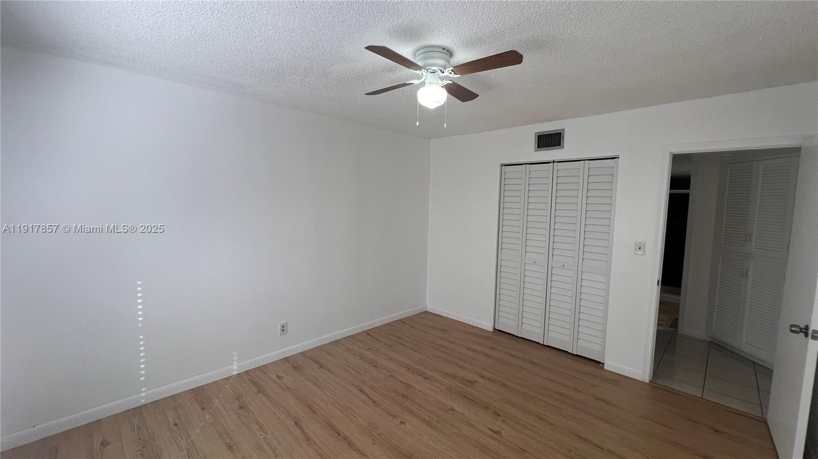 OAKLAND SHORES CONDOMINIU - Residential