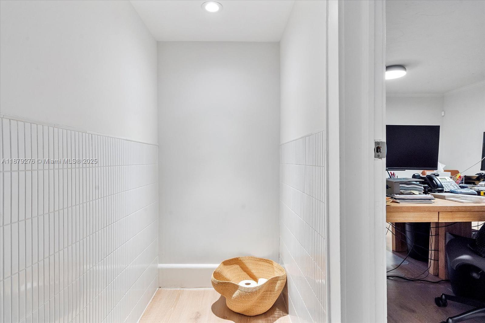 BILTMORE SUB - Residential Lease