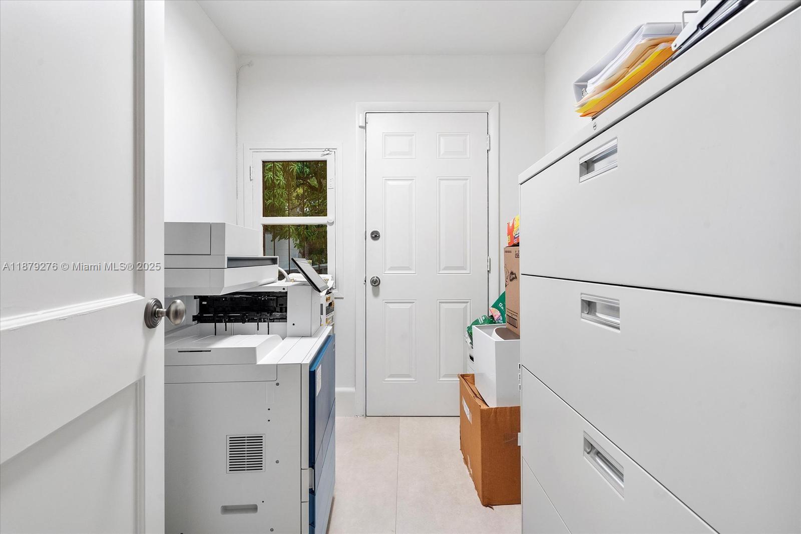 BILTMORE SUB - Residential Lease