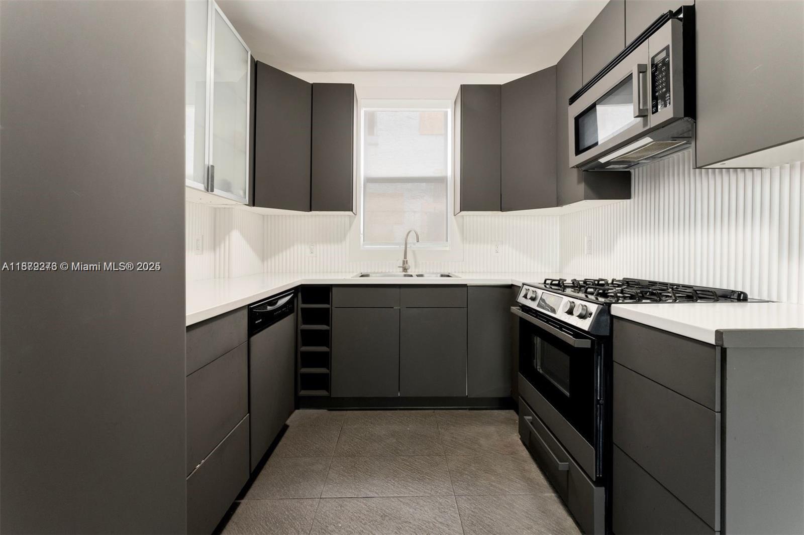 BILTMORE SUB - Residential Lease