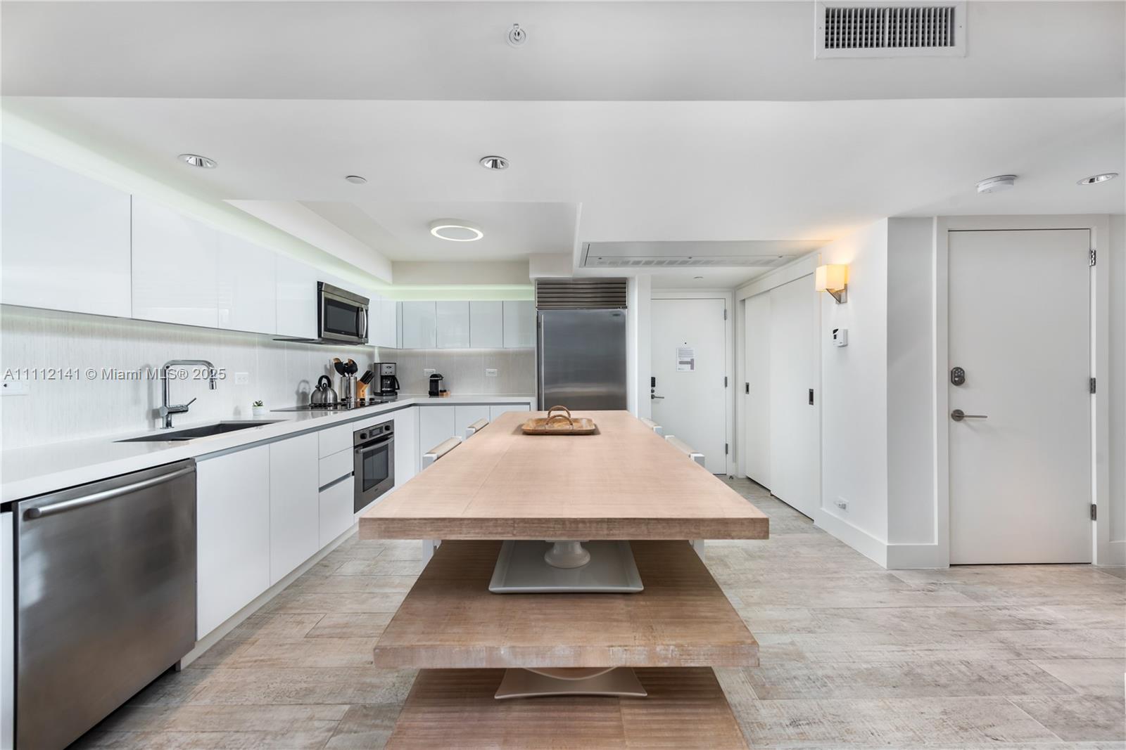 2399 COLLINS AVENUE - Residential Lease