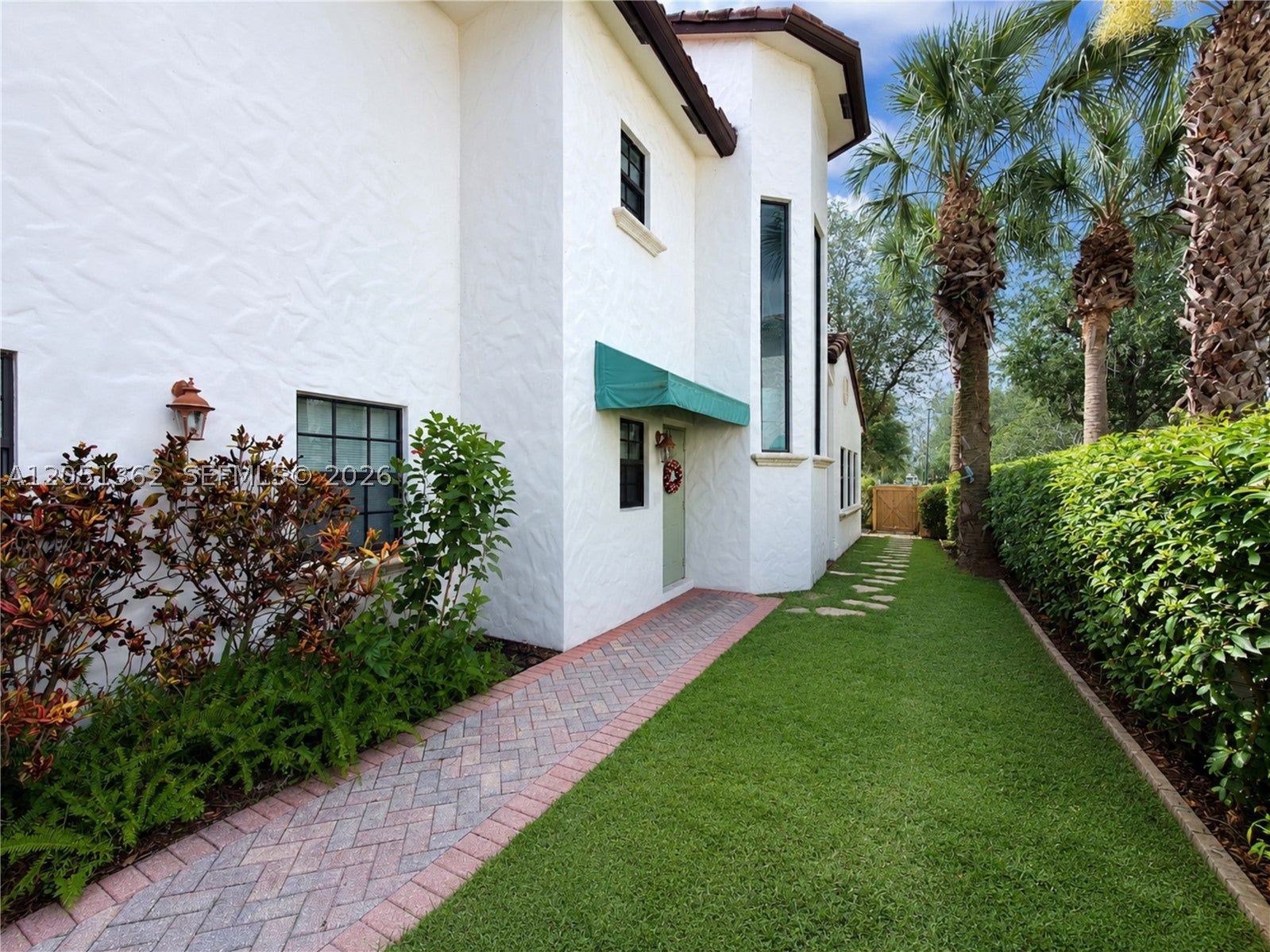 2908 Hidden Harbour Ct