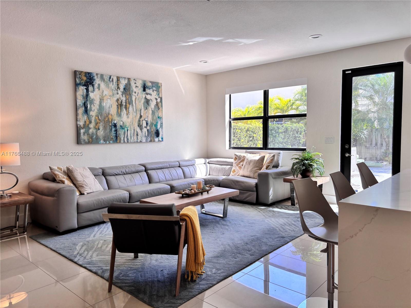 DORAL BREEZE - Residential Lease