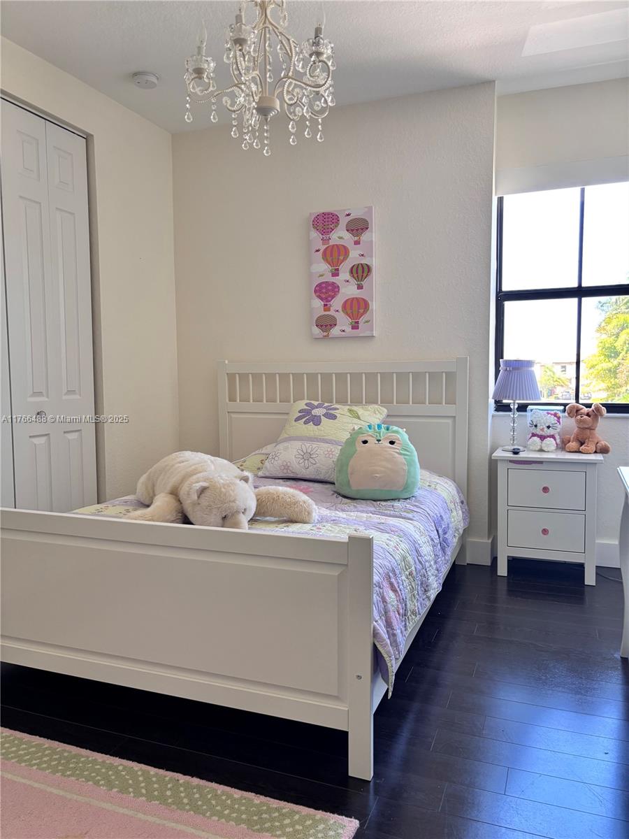 DORAL BREEZE - Residential Lease