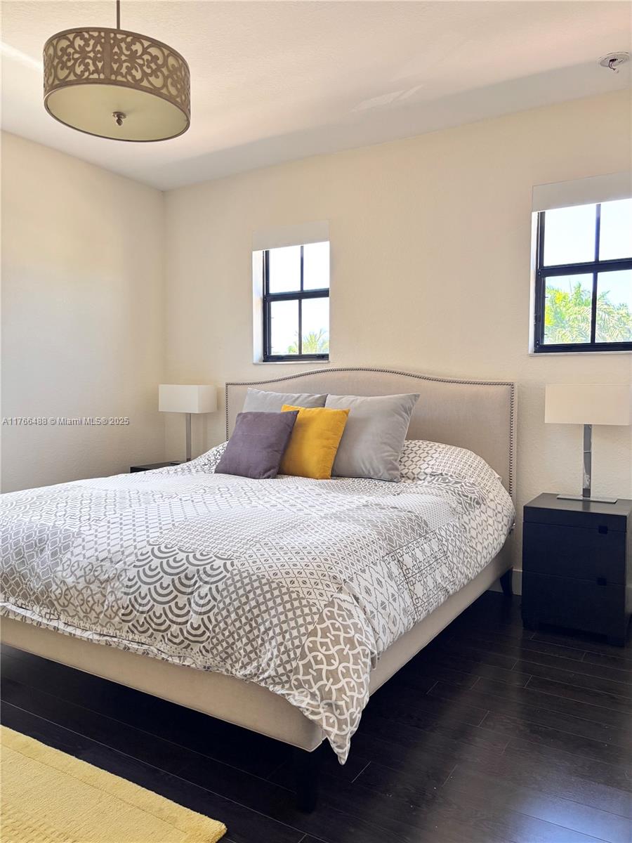 DORAL BREEZE - Residential Lease