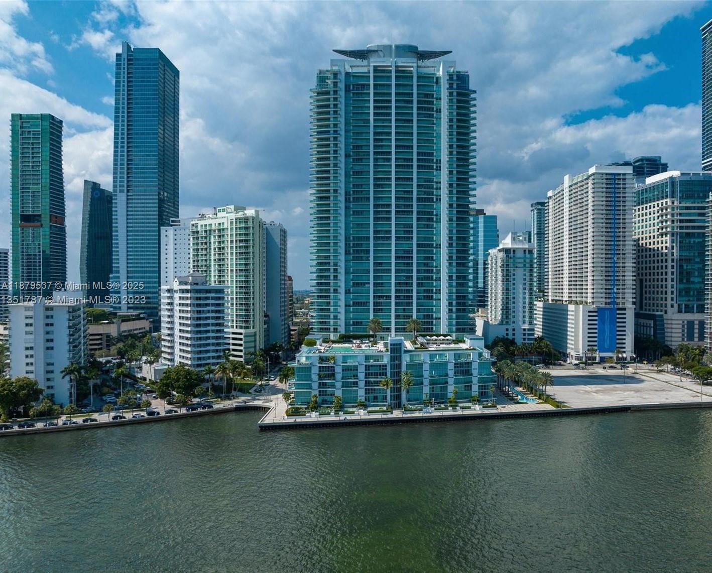 Rarely available one-bedroom residence at Brickell’s, Jade at Brickell Bay, directly facing Biscayne Bay. This oversized unit features an expansive 213 sq. ft. balcony with breathtaking bay views, abundant natural light, and 5-star luxury living. The unit has been thoughtfully updated with an open-concept layout, recessed lighting in the living room and bedroom, a custom Italian wall-attached workspace, upgraded closets, and a two-person hot tub. Enjoy world-class amenities, including an infinity-edge pool & jacuzzi, a state-of-the-art fitness center & spa, a 48th-floor club room, a racquetball court, a kids’ playroom, bicycle storage, complimentary valet service, 24-hour concierge & security, and more. Unit includes two parking spaces (1 assigned & 1 valet) plus a separate storage locker.