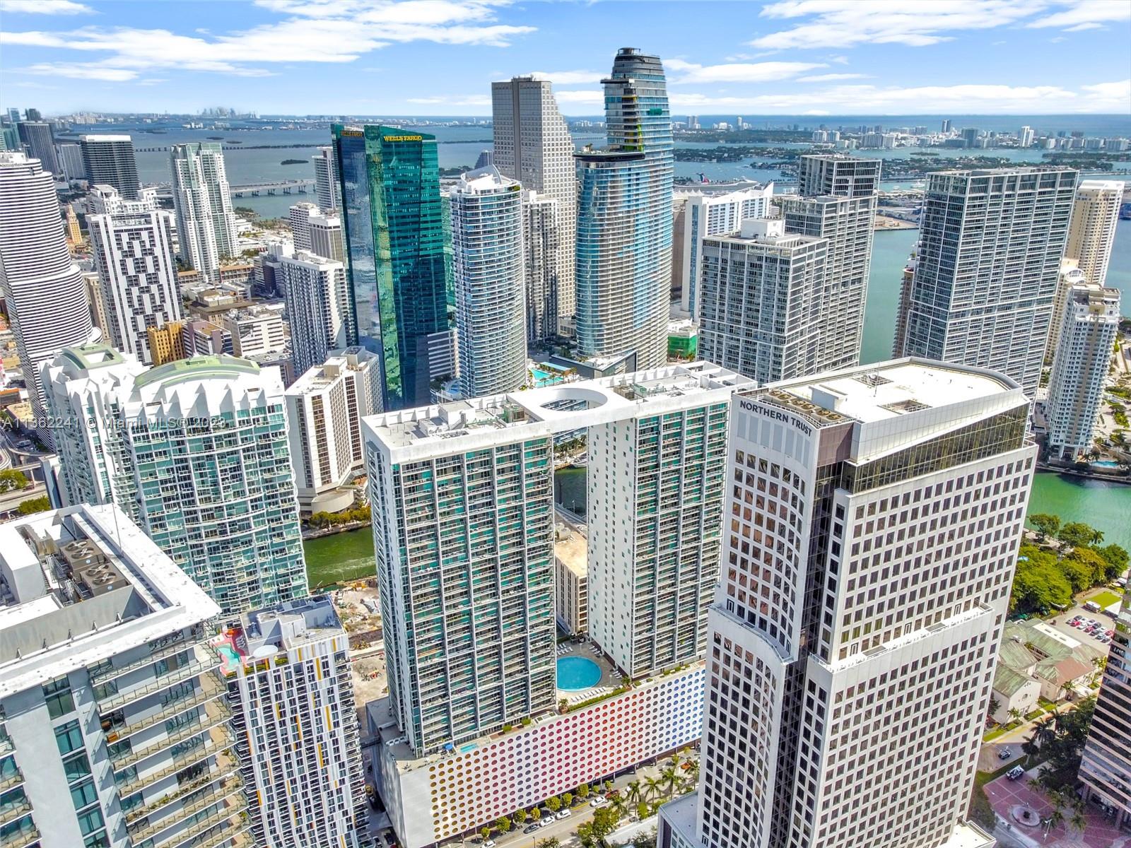 500 BRICKELL WEST CONDO - Residential