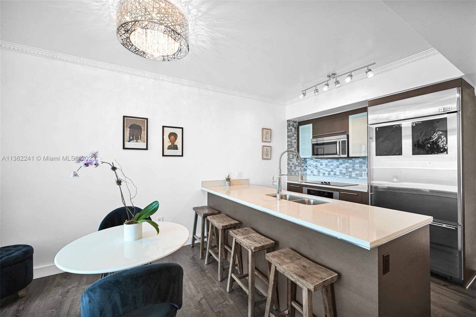 500 BRICKELL WEST CONDO - Residential