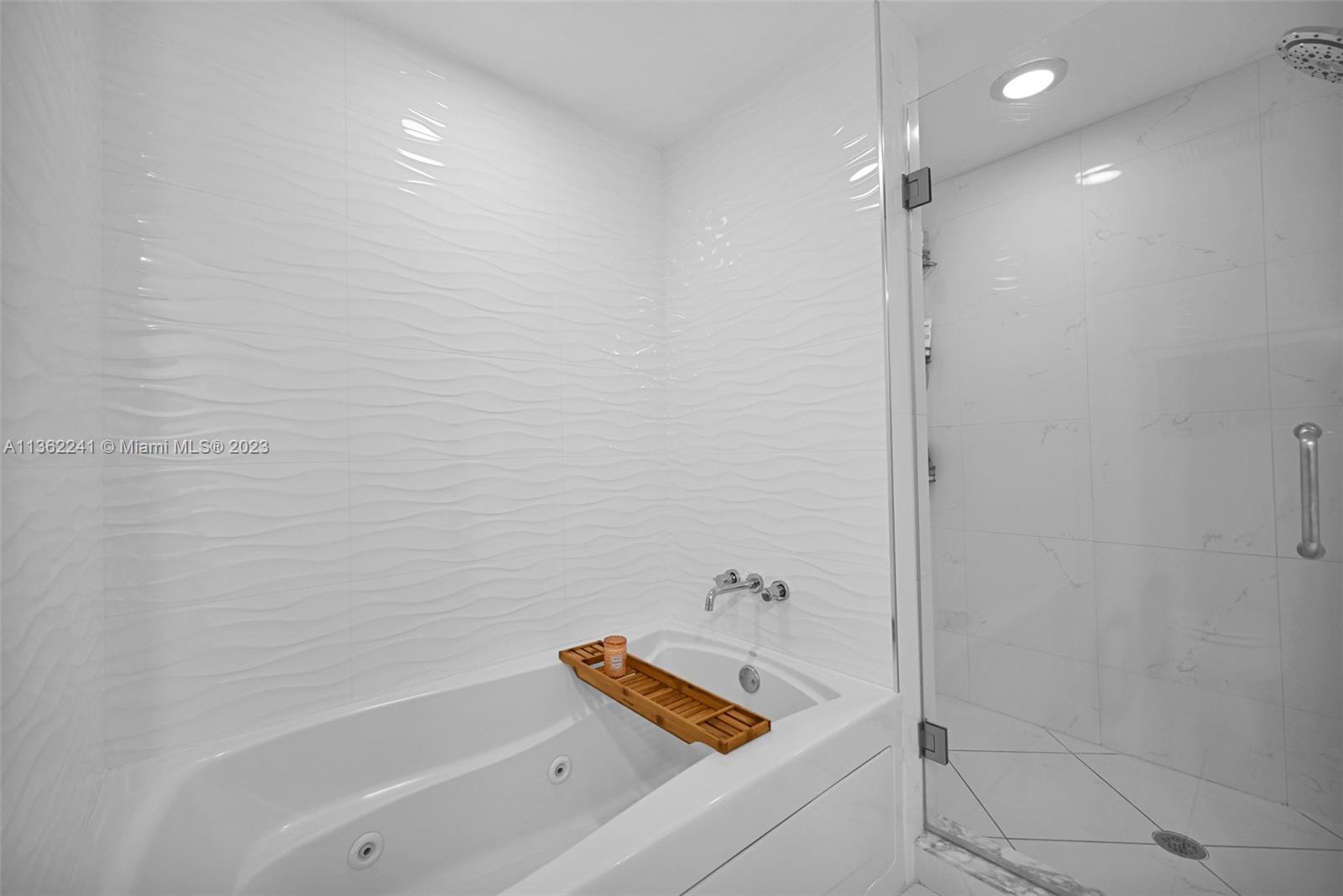 500 BRICKELL WEST CONDO - Residential