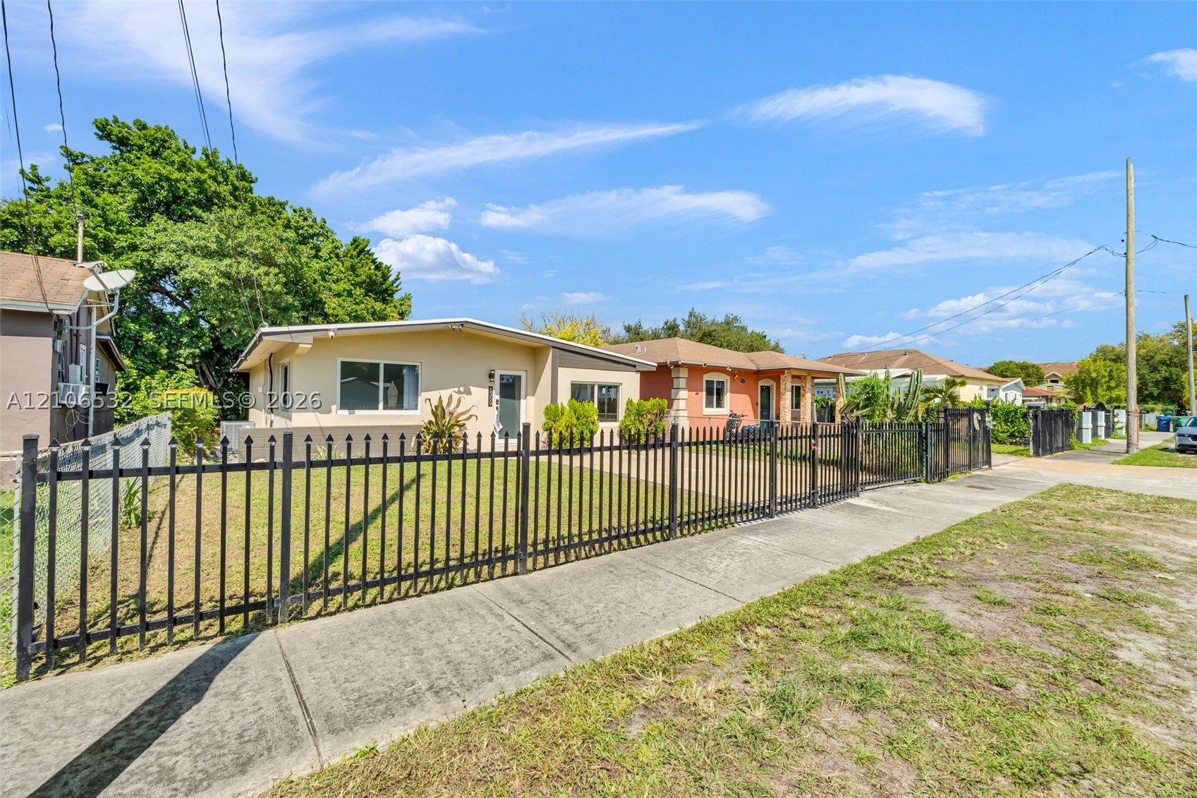 1359 NW 75th Ter, Miami FL 33147