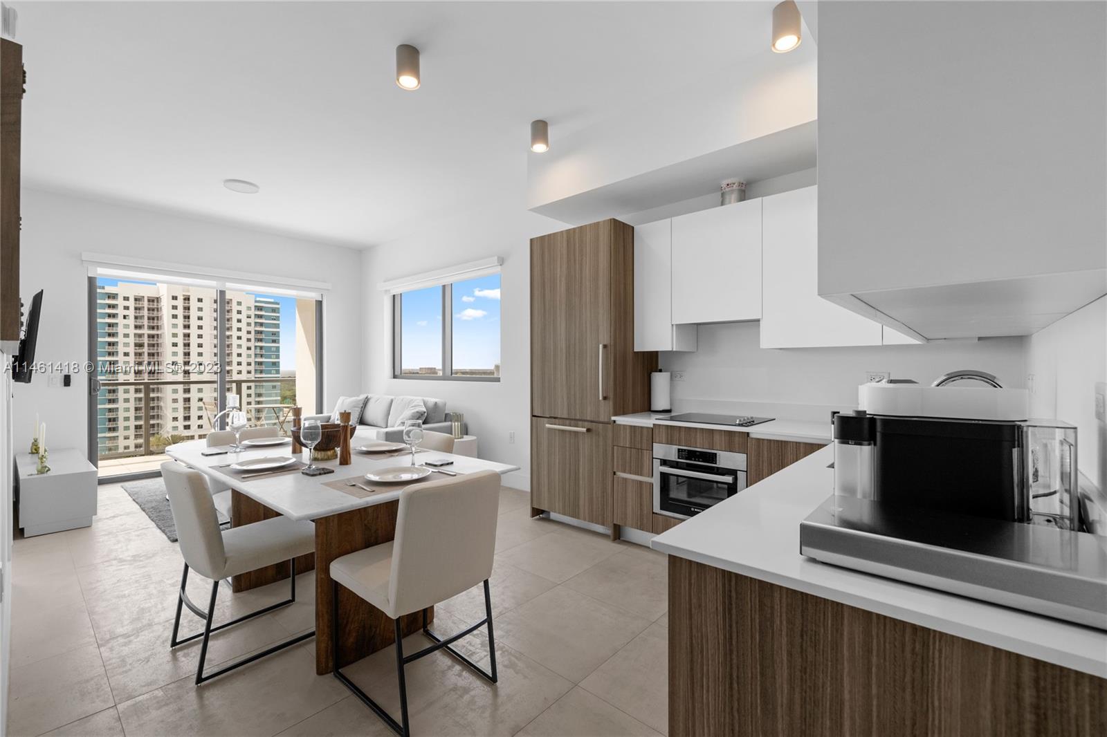 Smart Brickell - Residential Lease