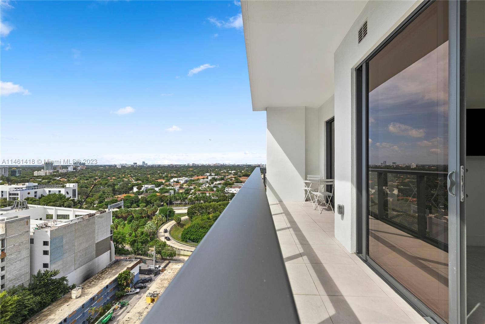 Smart Brickell - Residential Lease