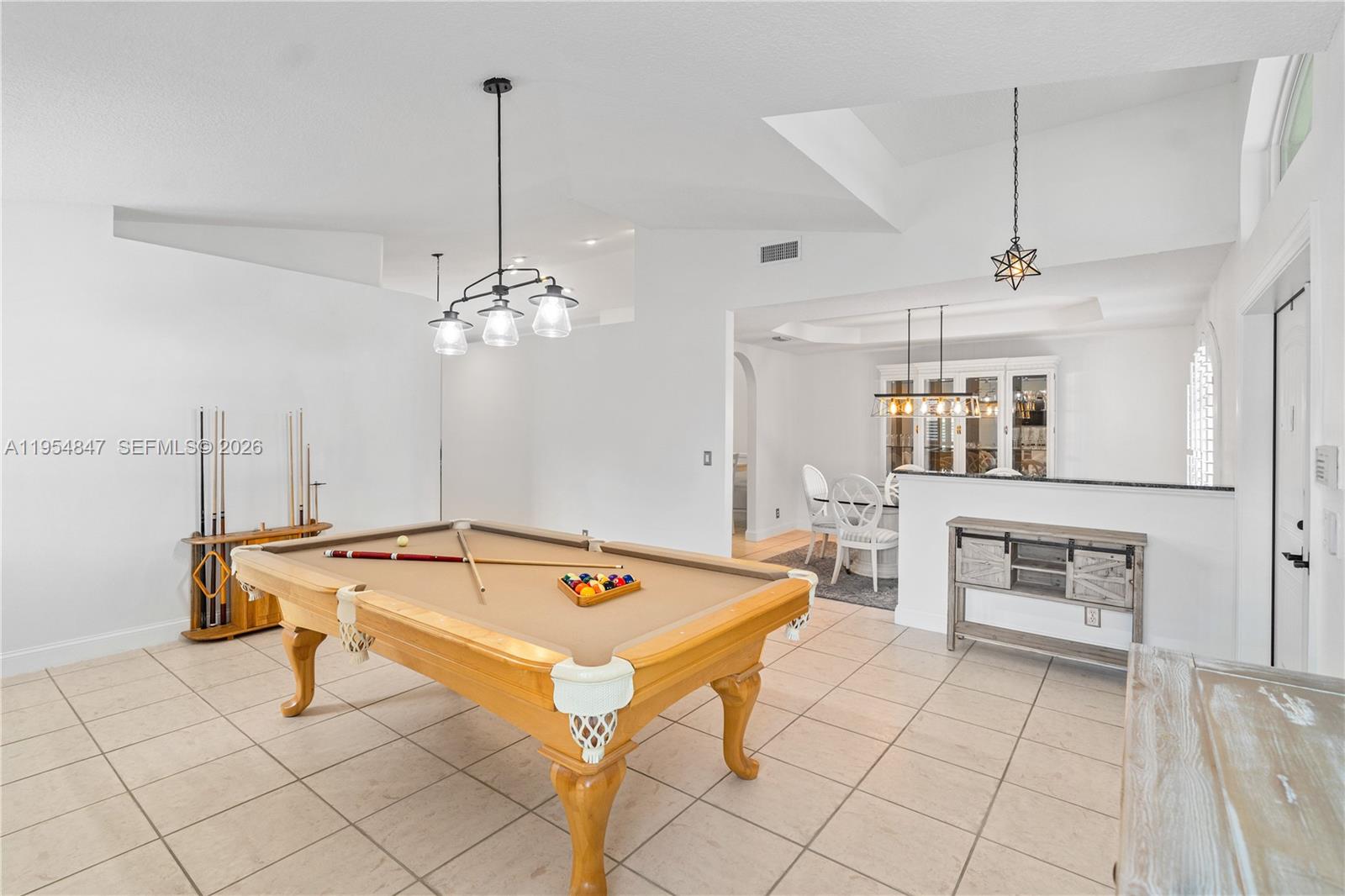 CHAPEL LAKE ESTATES - Residential