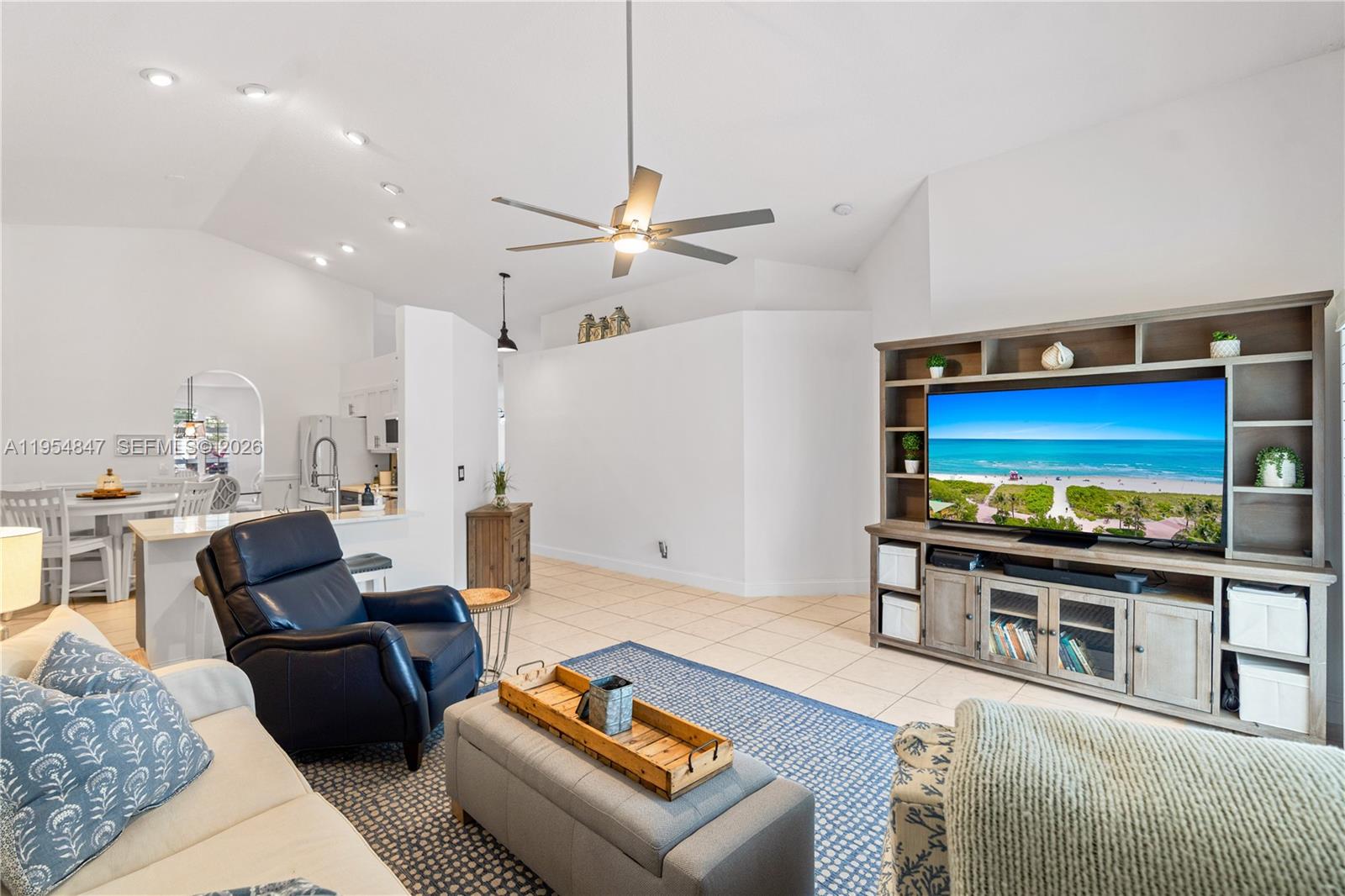 CHAPEL LAKE ESTATES - Residential