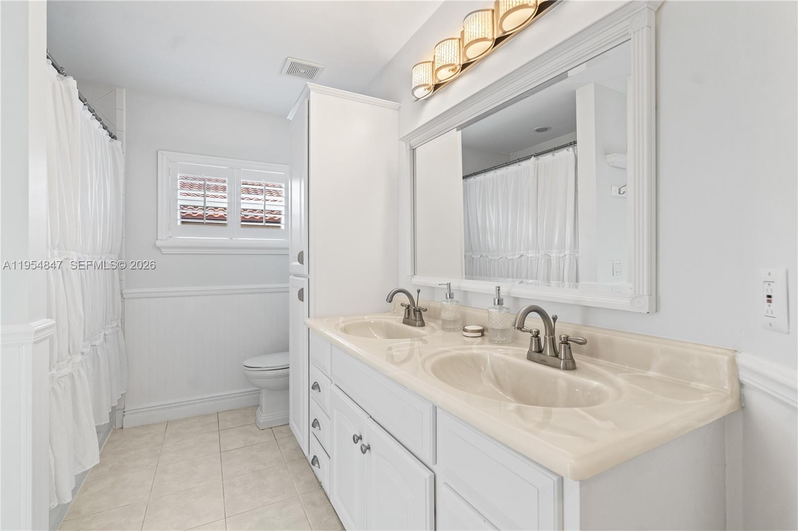 CHAPEL LAKE ESTATES - Residential